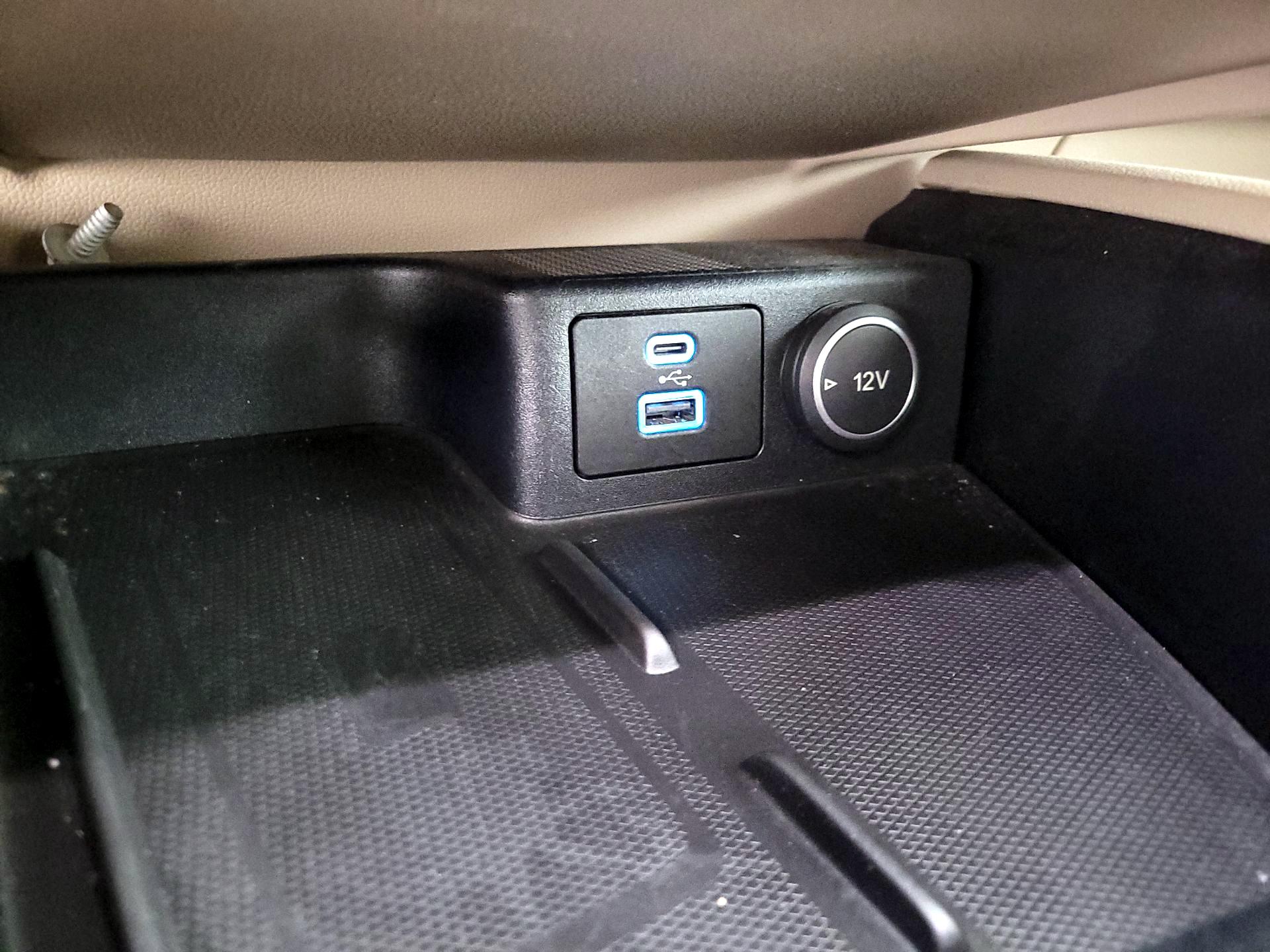 Thumbnail: 2021 Ford Escape - 18