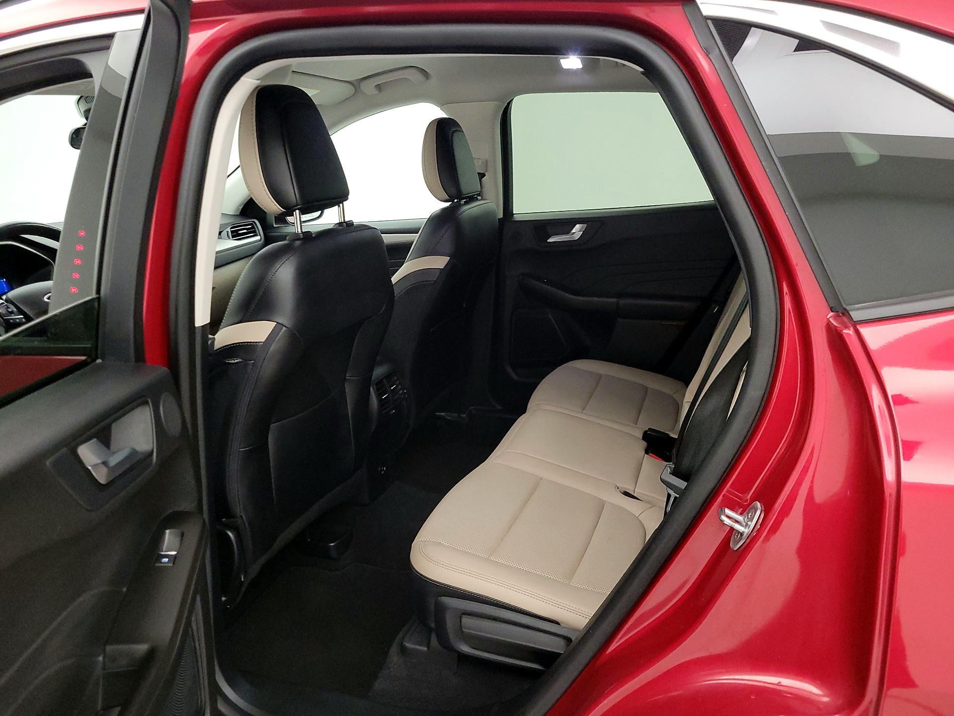 Thumbnail: 2021 Ford Escape - 19