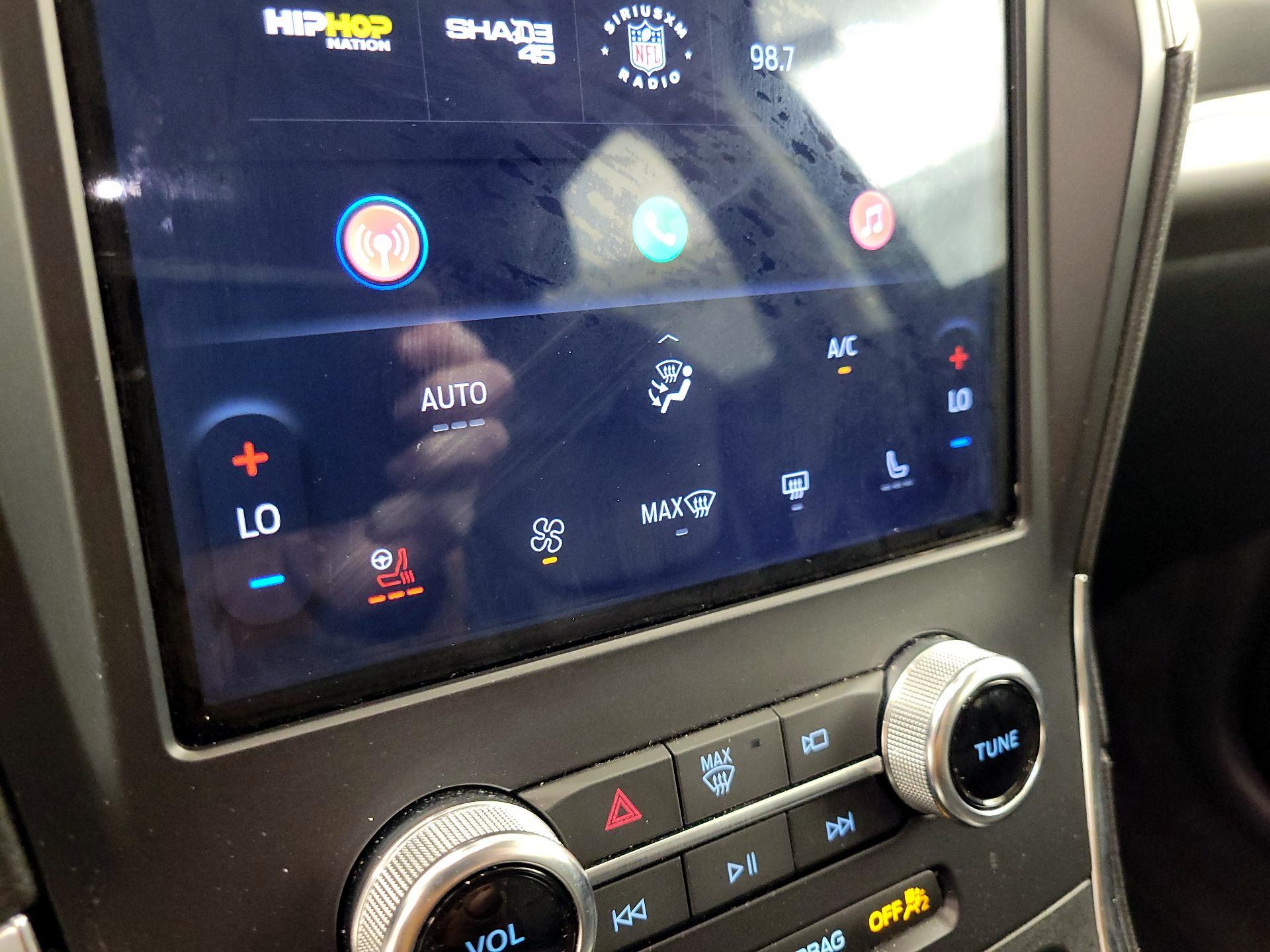 Thumbnail: 2024 Ford Edge - 16