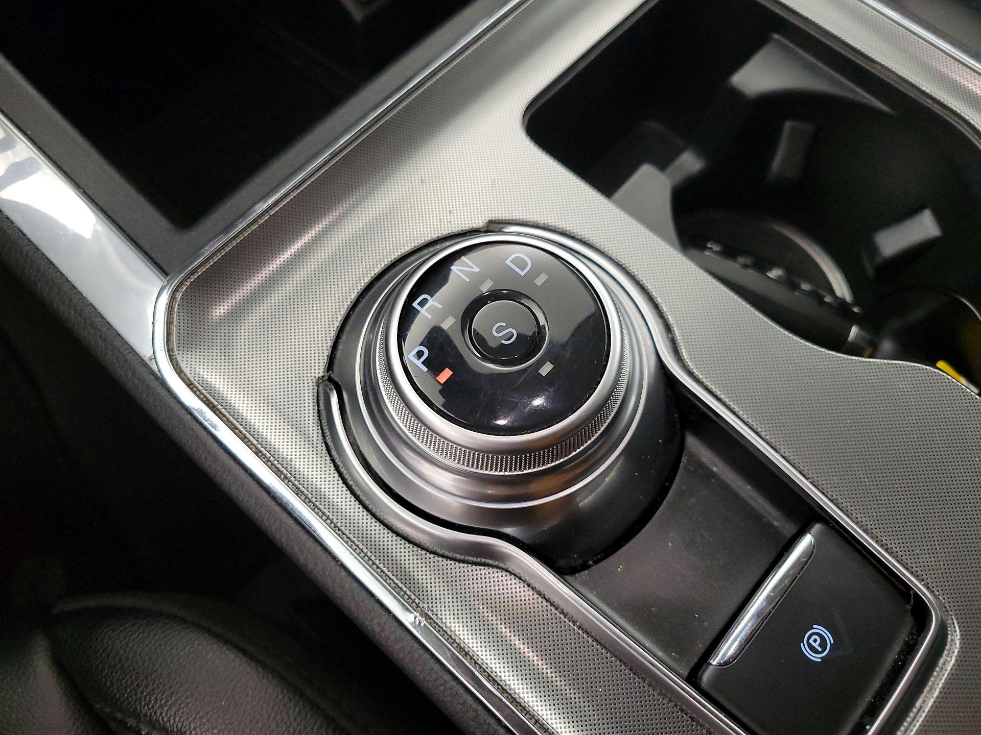 Thumbnail: 2024 Ford Edge - 17