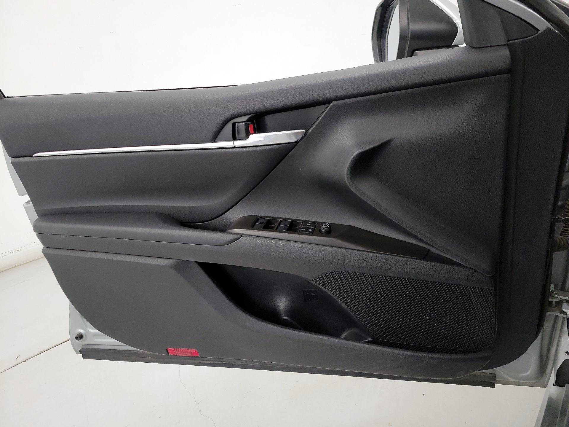 Thumbnail: 2024 Toyota Camry - 12