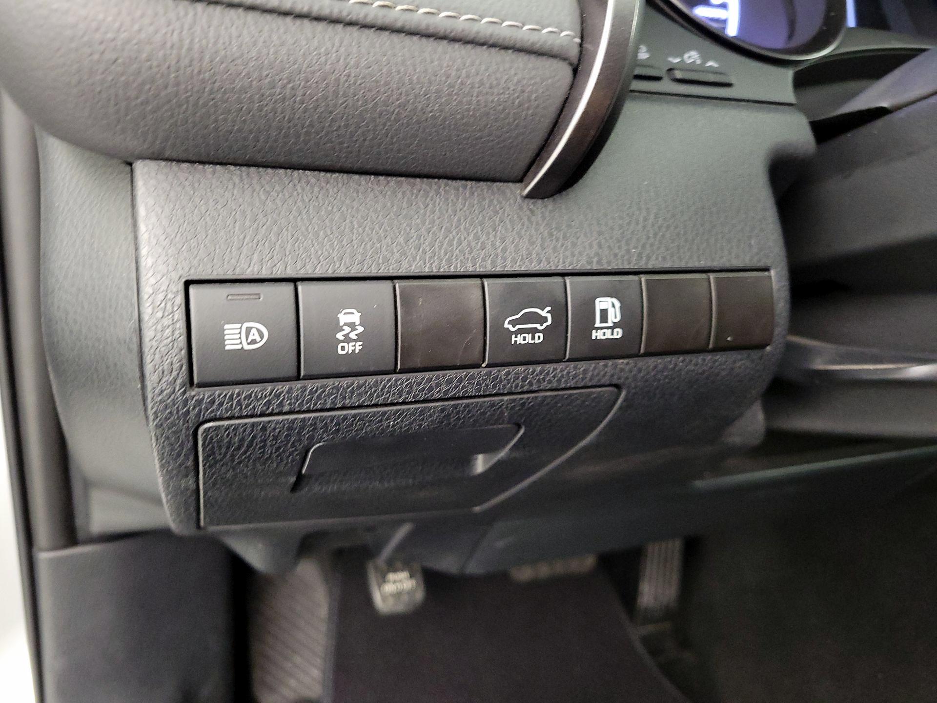 Thumbnail: 2024 Toyota Camry - 13