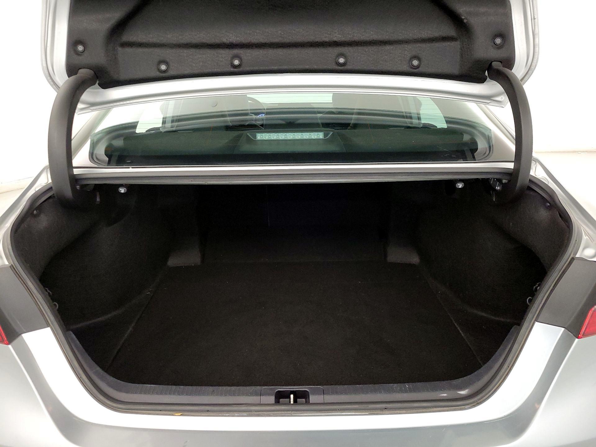 Thumbnail: 2024 Toyota Camry - 20