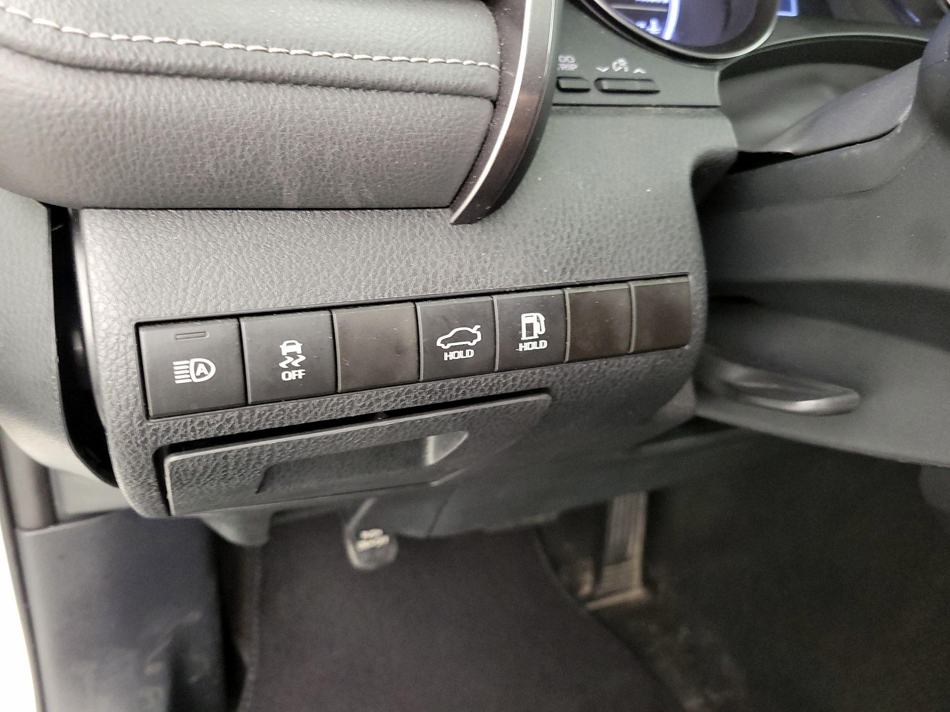 Thumbnail: 2024 Toyota Camry - 13