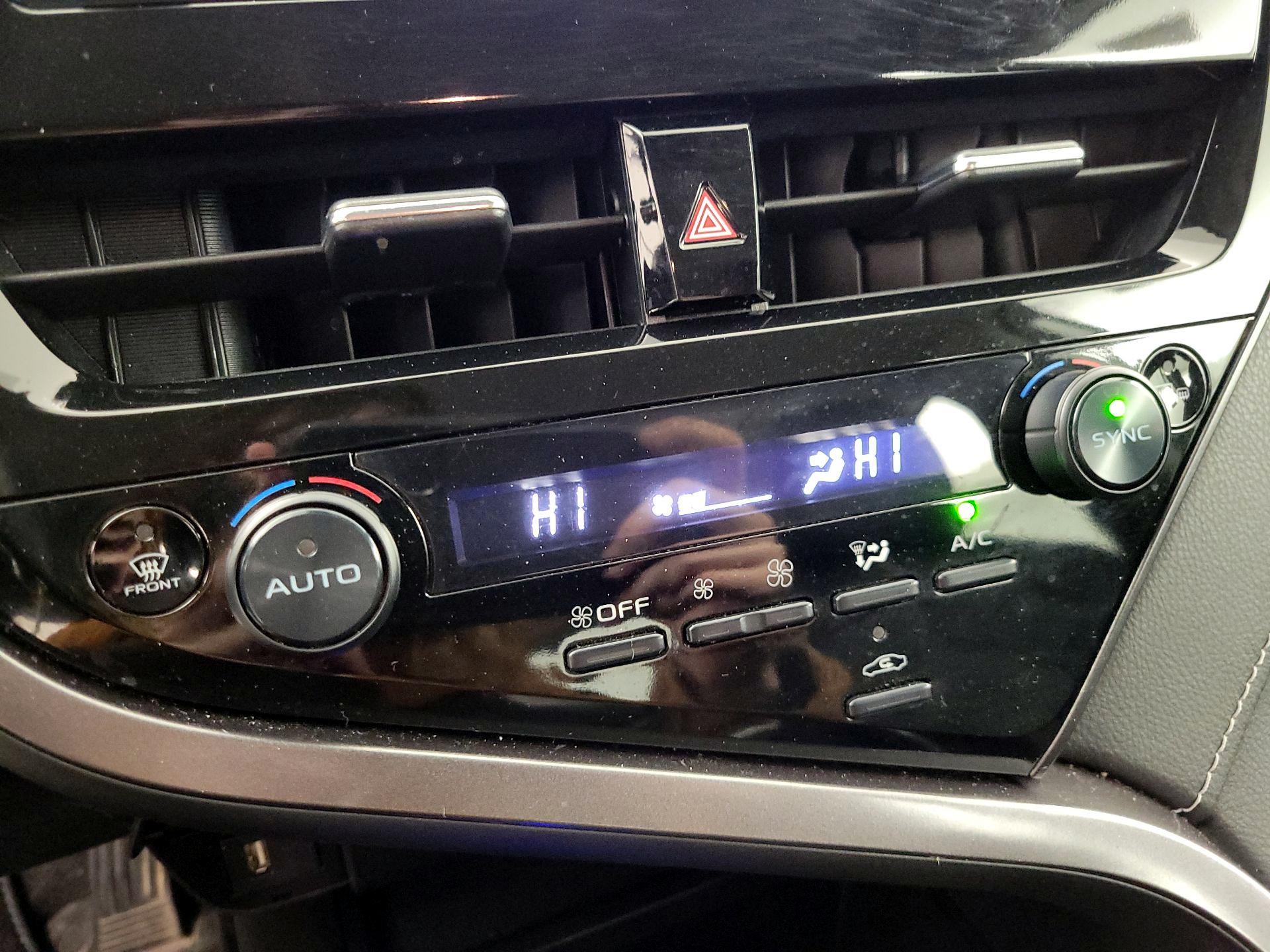 Thumbnail: 2024 Toyota Camry - 16