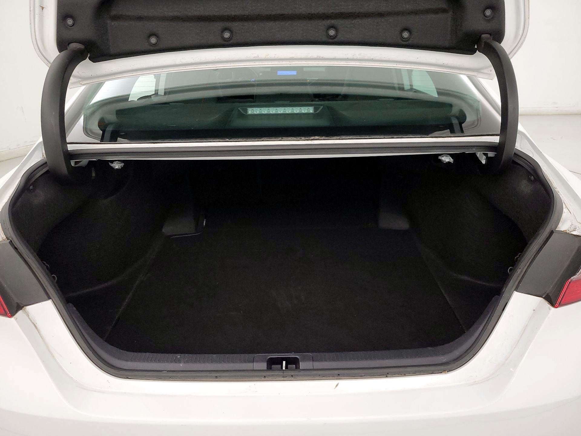 Thumbnail: 2024 Toyota Camry - 20