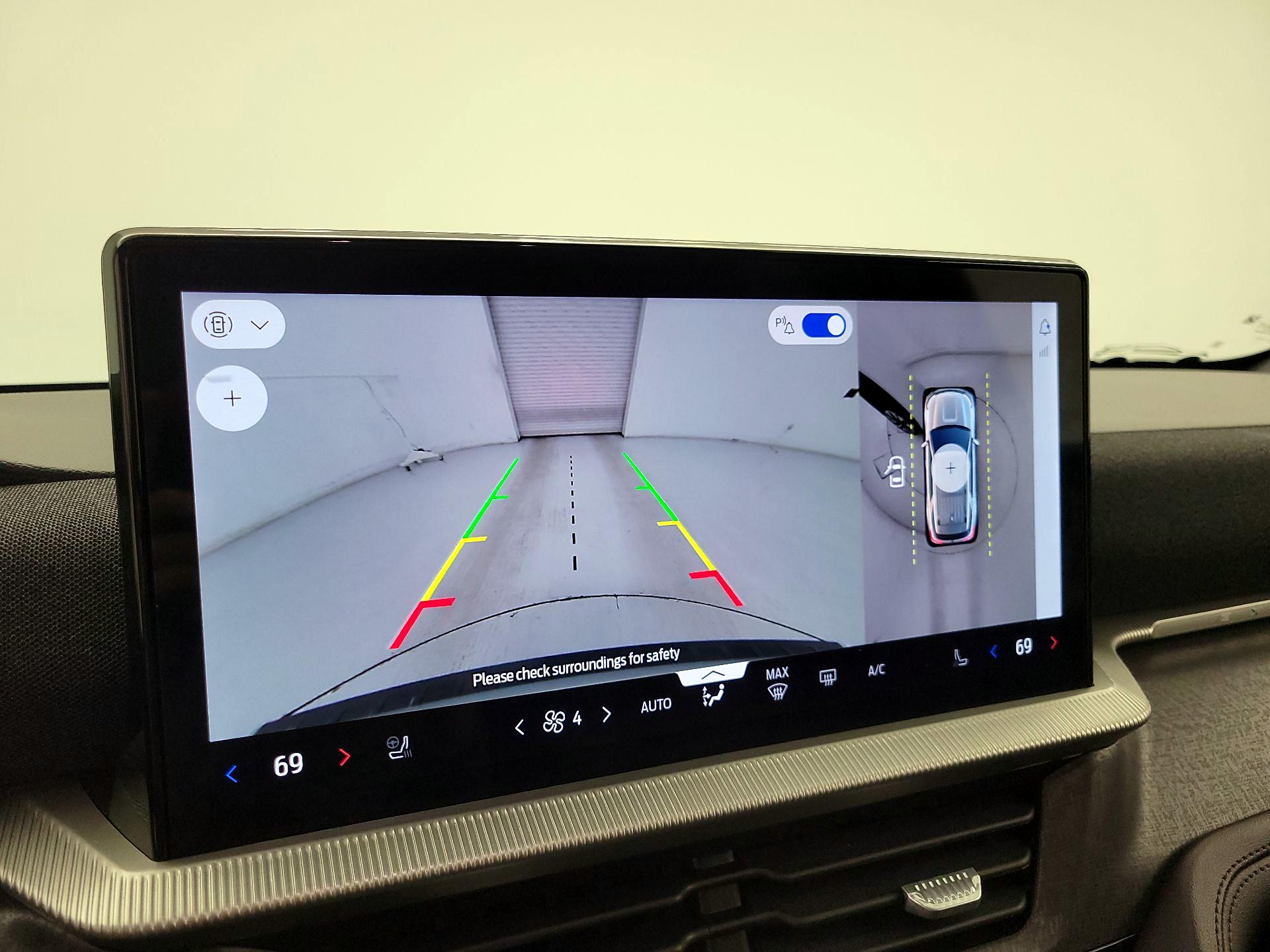 Thumbnail: 2025 Ford Explorer - 14