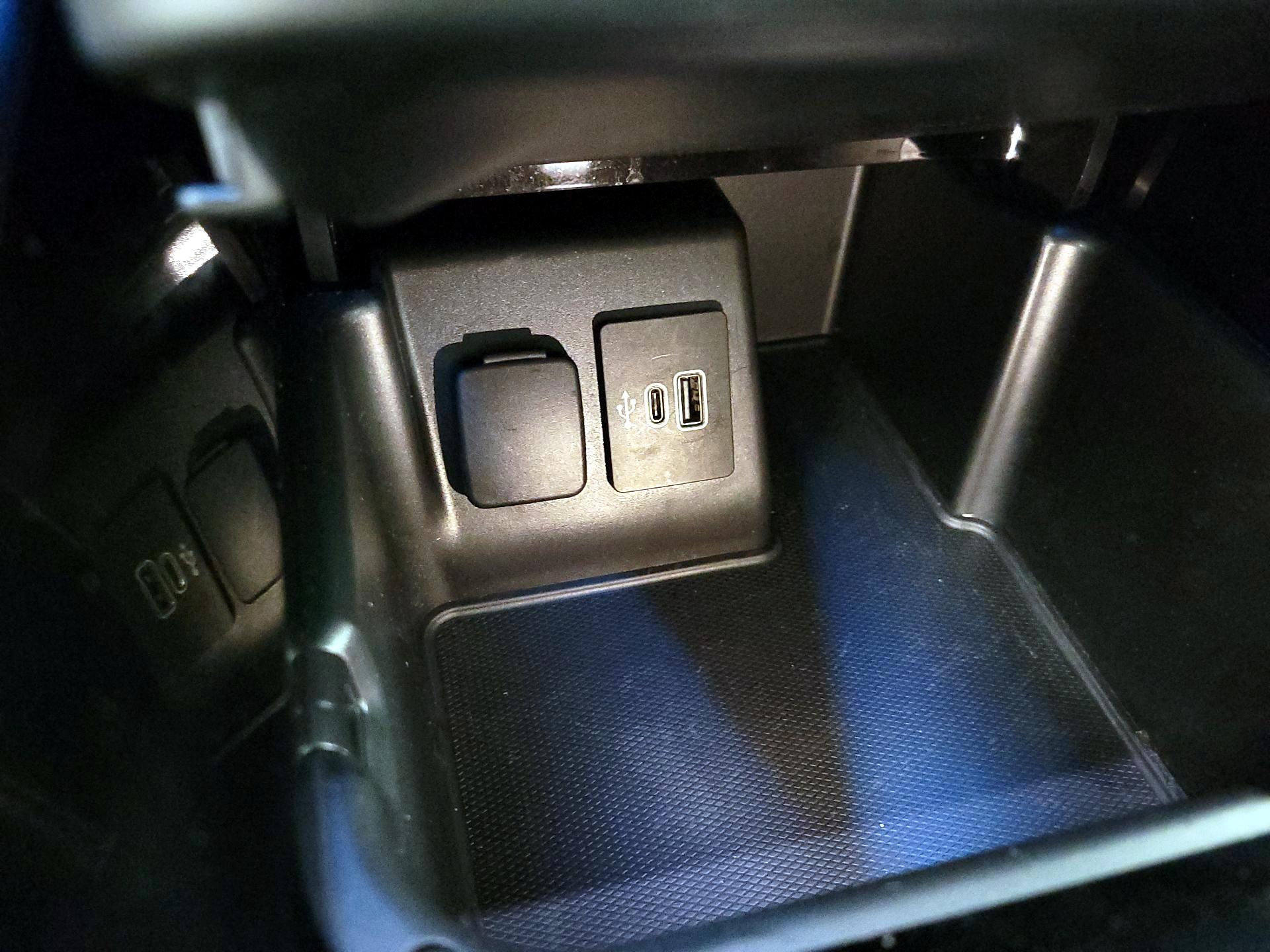 Thumbnail: 2025 Ford Explorer - 18