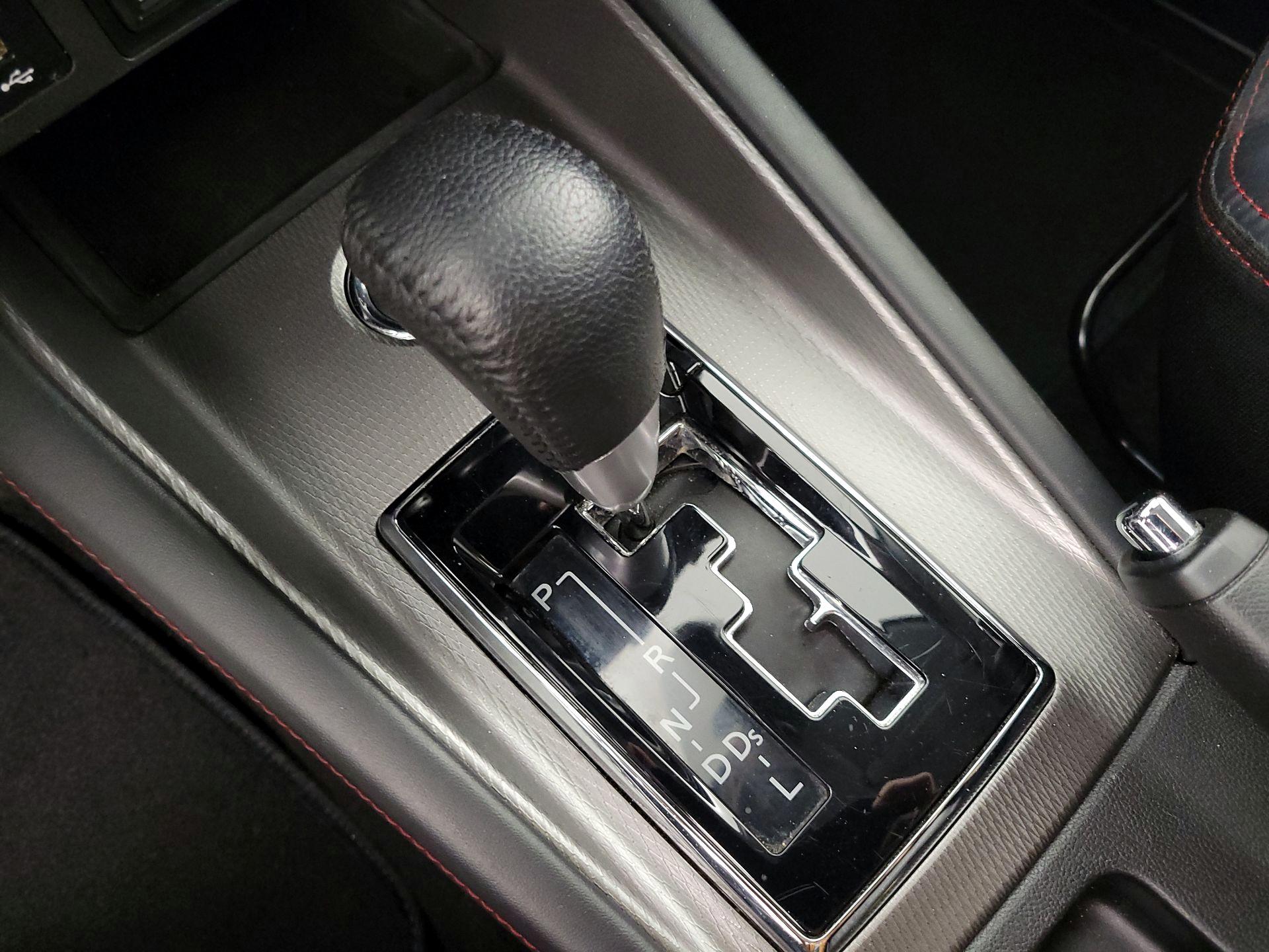 Thumbnail: 2024 Mitsubishi Outlander Sport - 17