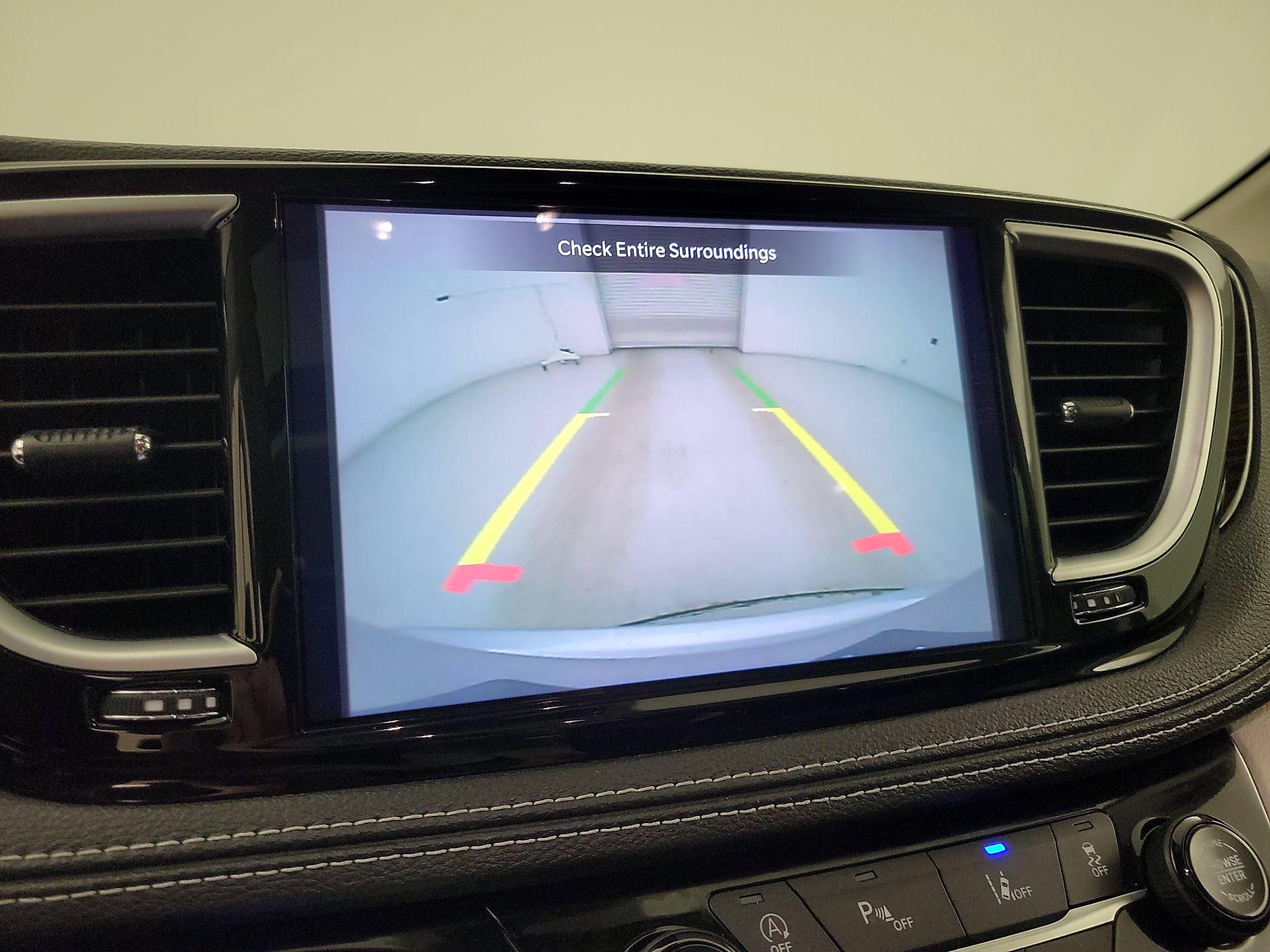 Thumbnail: 2024 Chrysler Pacifica - 15