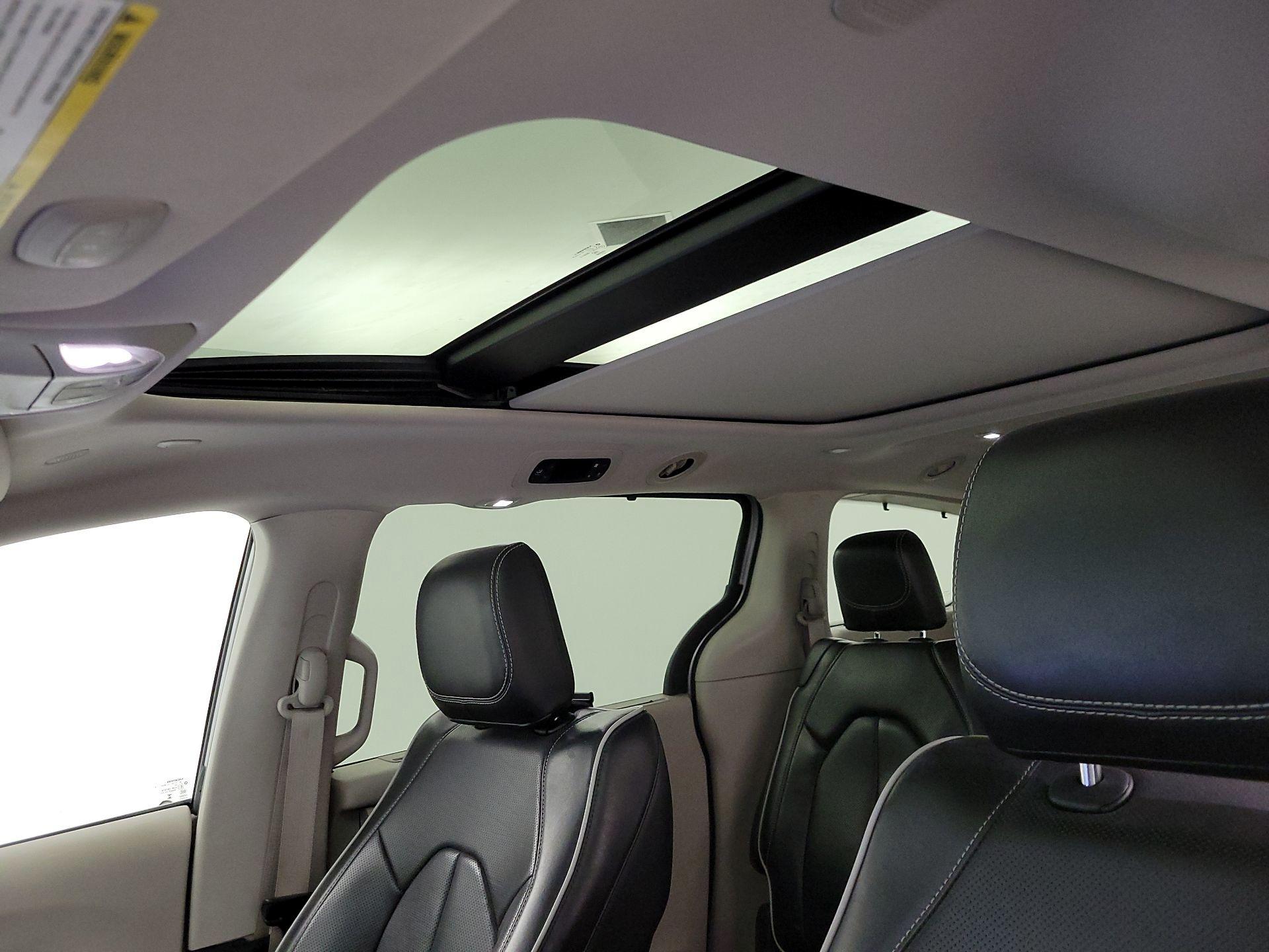 Thumbnail: 2024 Chrysler Pacifica - 20