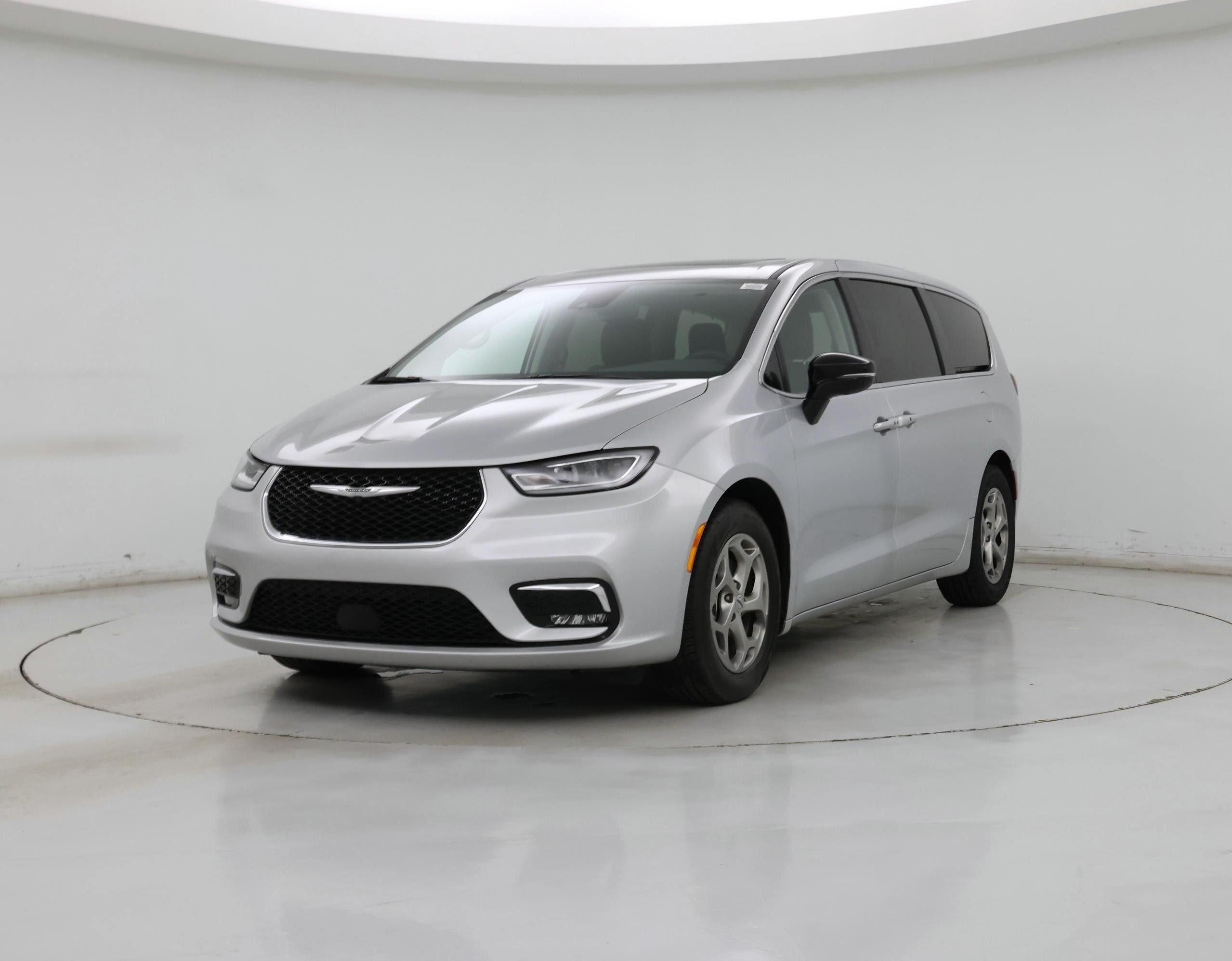 Thumbnail: 2024 Chrysler Pacifica - 4