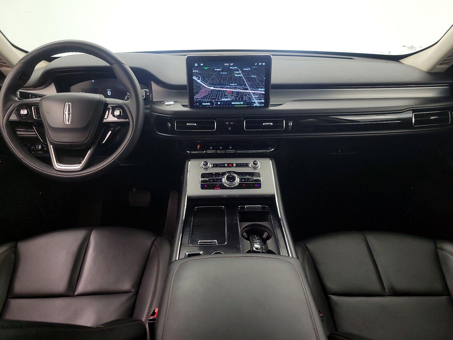 Thumbnail: 2023 Lincoln Aviator - 9