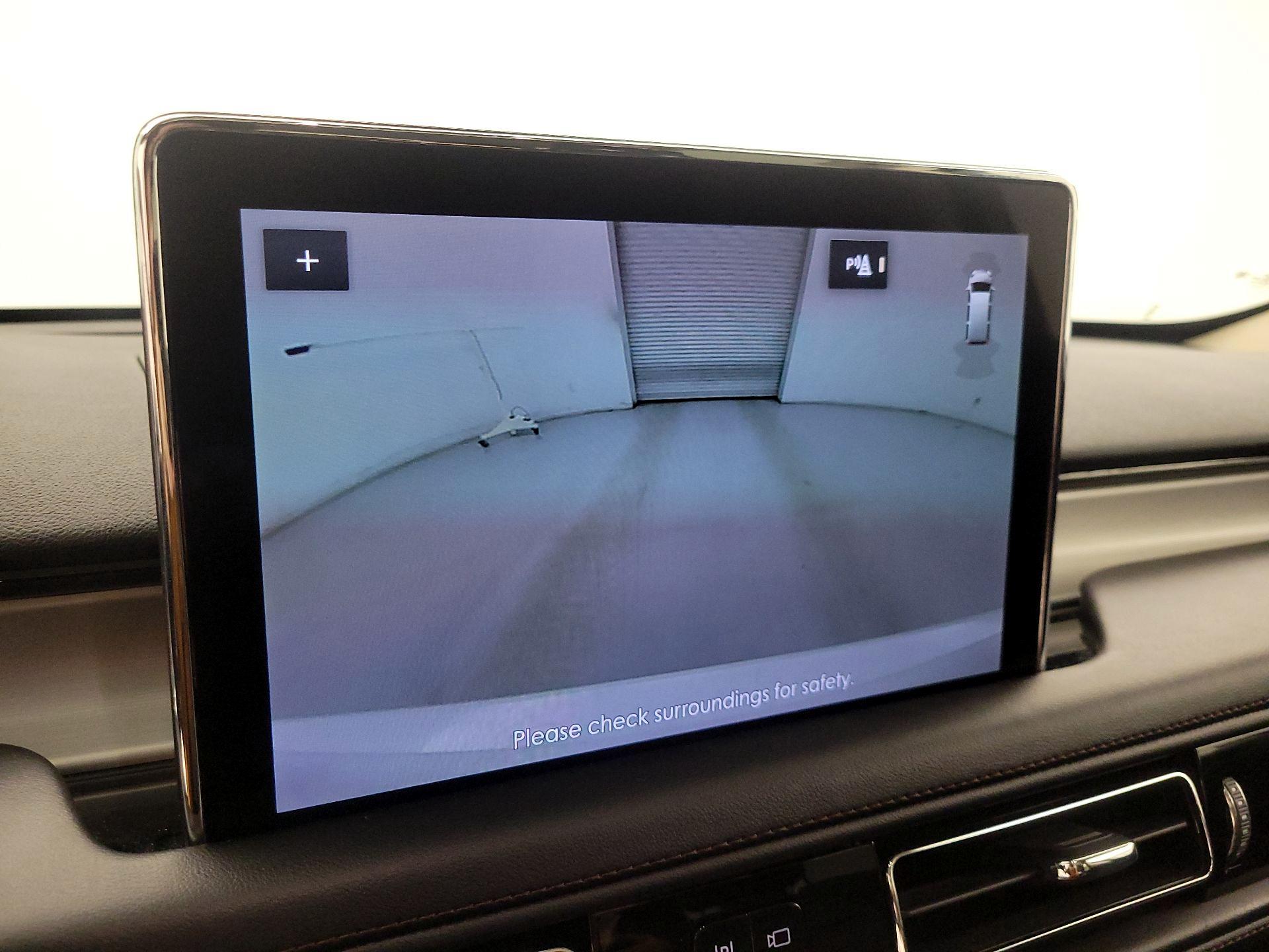 Thumbnail: 2023 Lincoln Aviator - 15