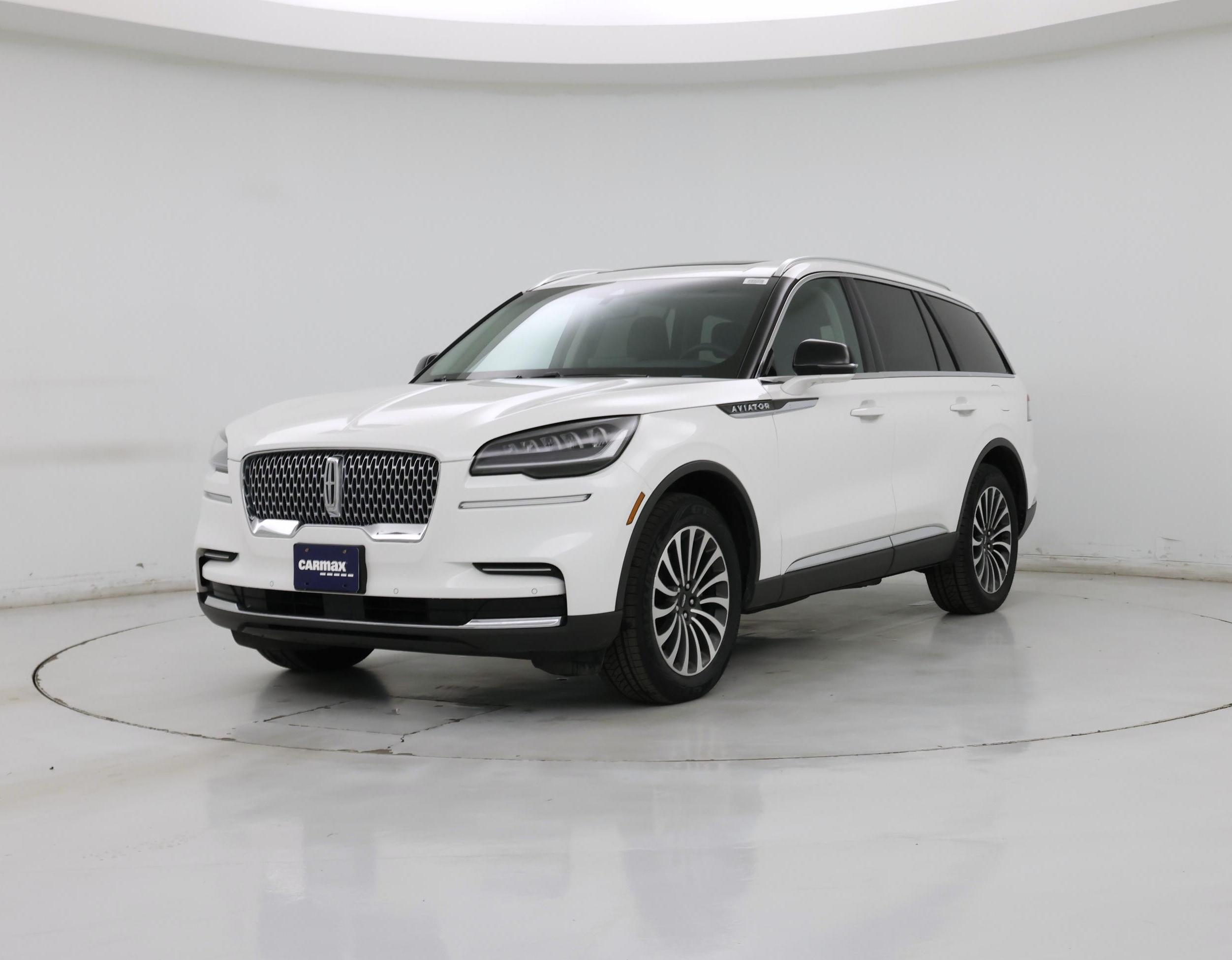 Thumbnail: 2023 Lincoln Aviator - 4