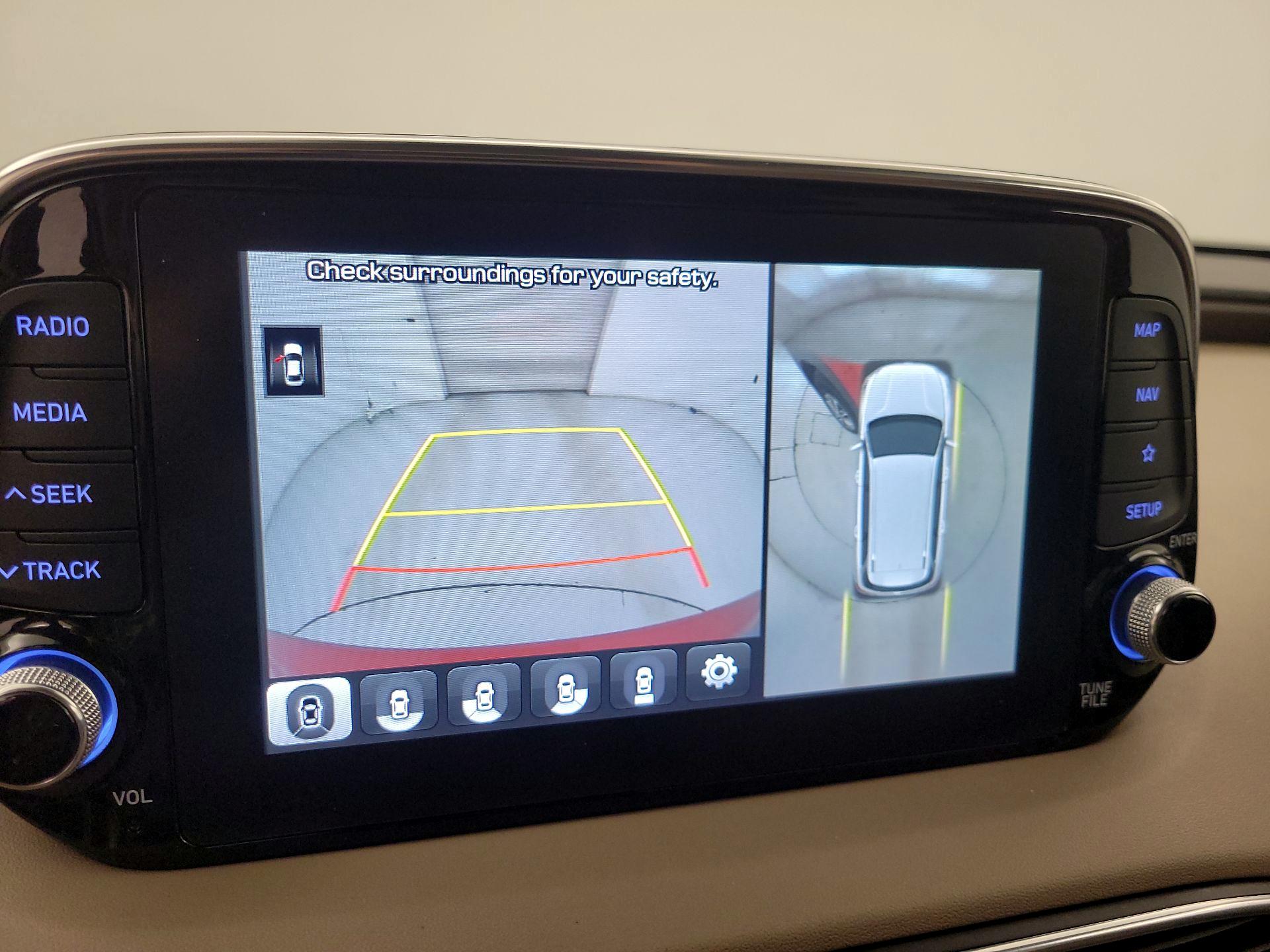 Thumbnail: 2020 Hyundai Santa Fe - 15