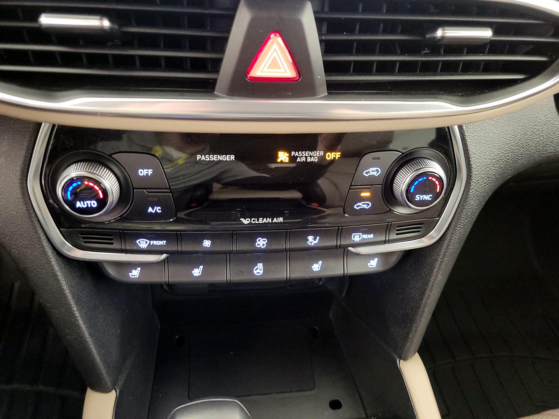 Thumbnail: 2020 Hyundai Santa Fe - 17