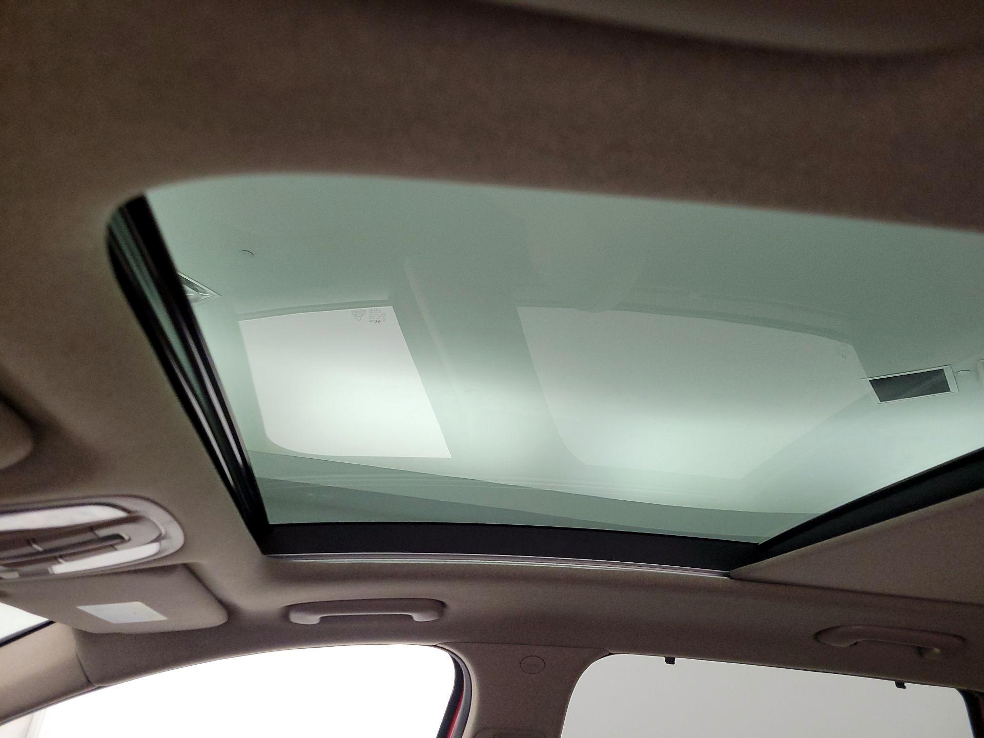 Thumbnail: 2020 Hyundai Santa Fe - 20