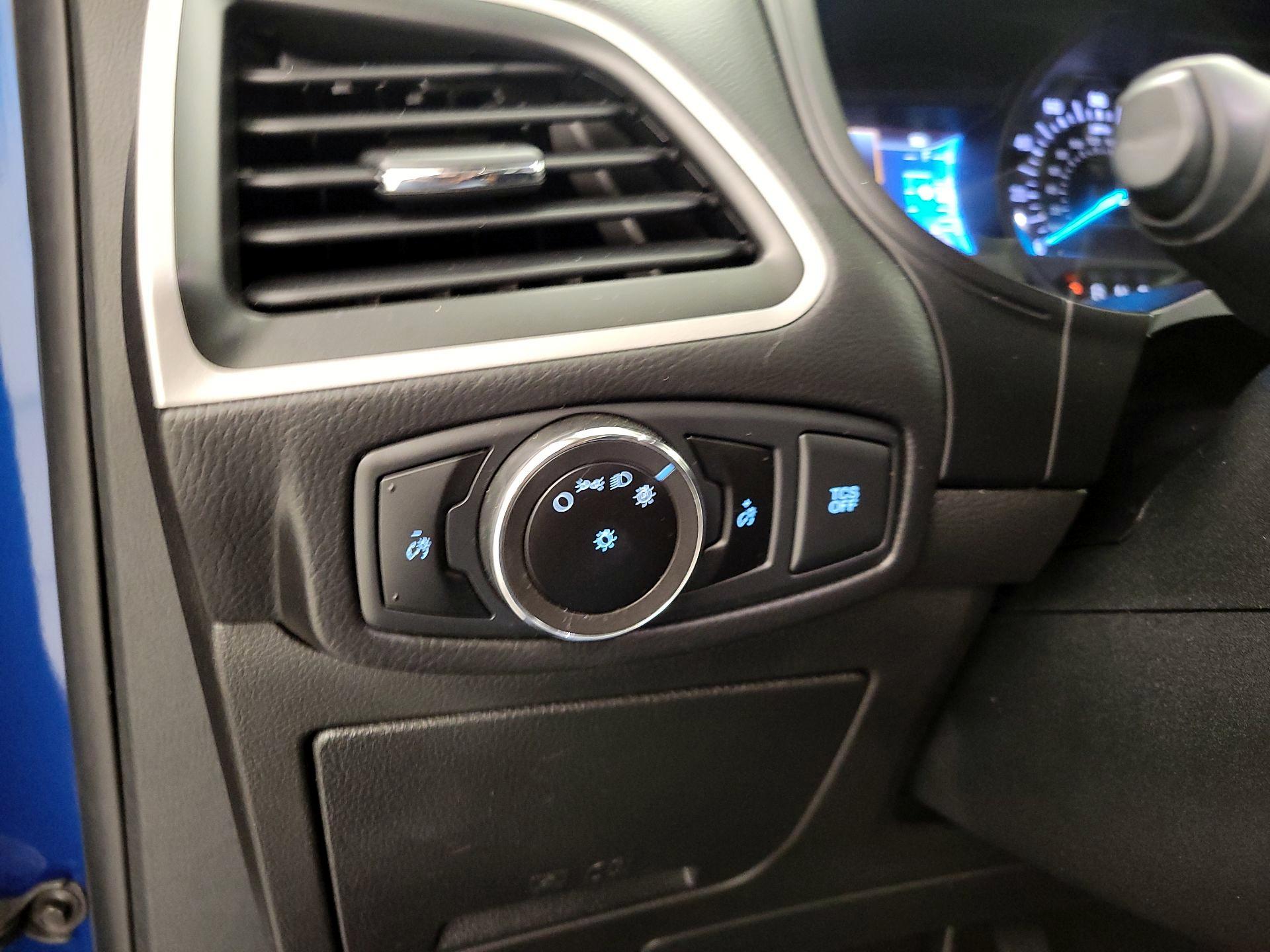 Thumbnail: 2023 Ford Edge - 13