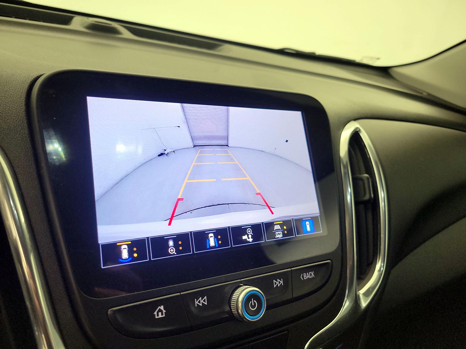 Thumbnail: 2022 Chevrolet Equinox - 15