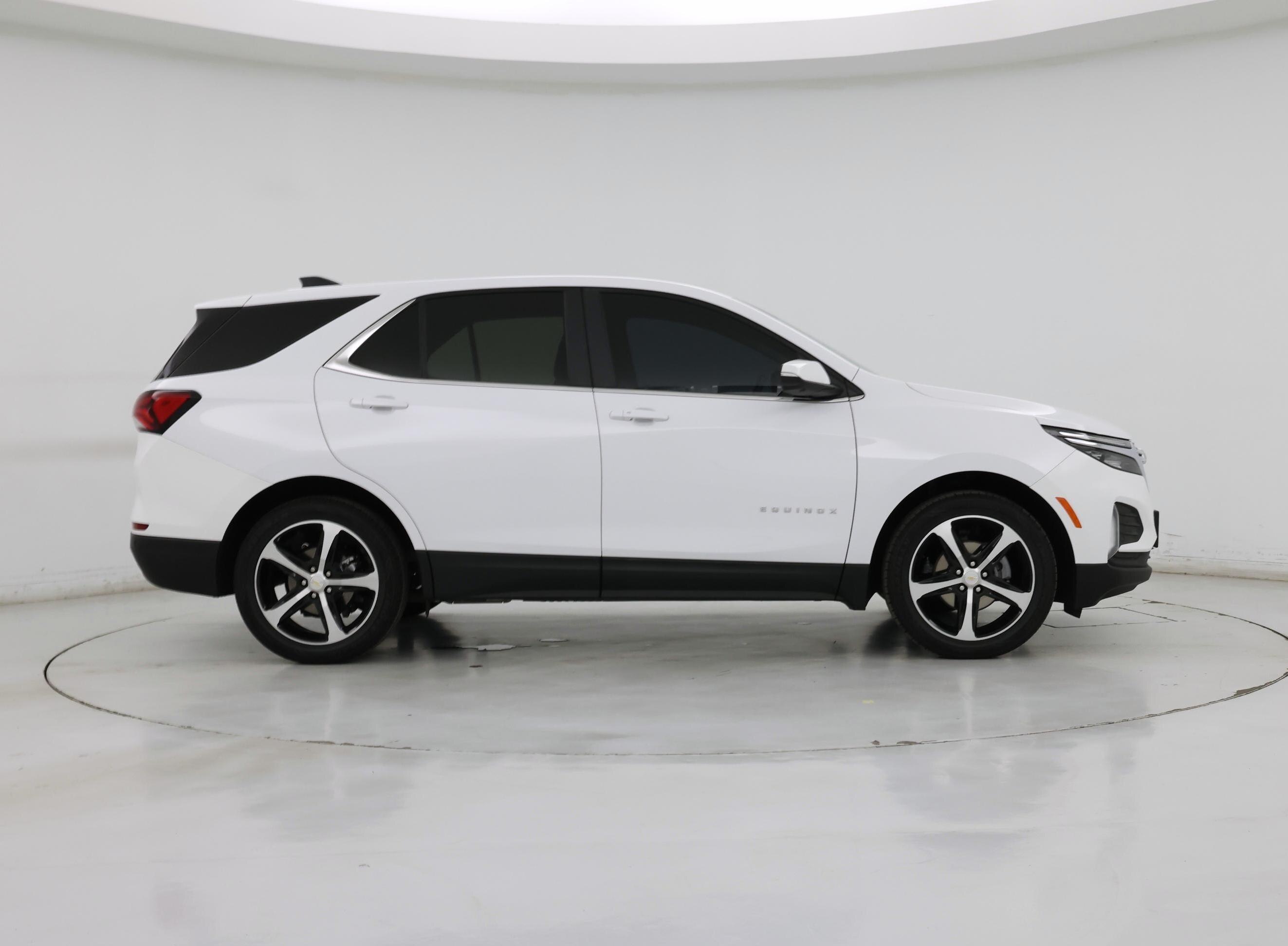 Thumbnail: 2022 Chevrolet Equinox - 7