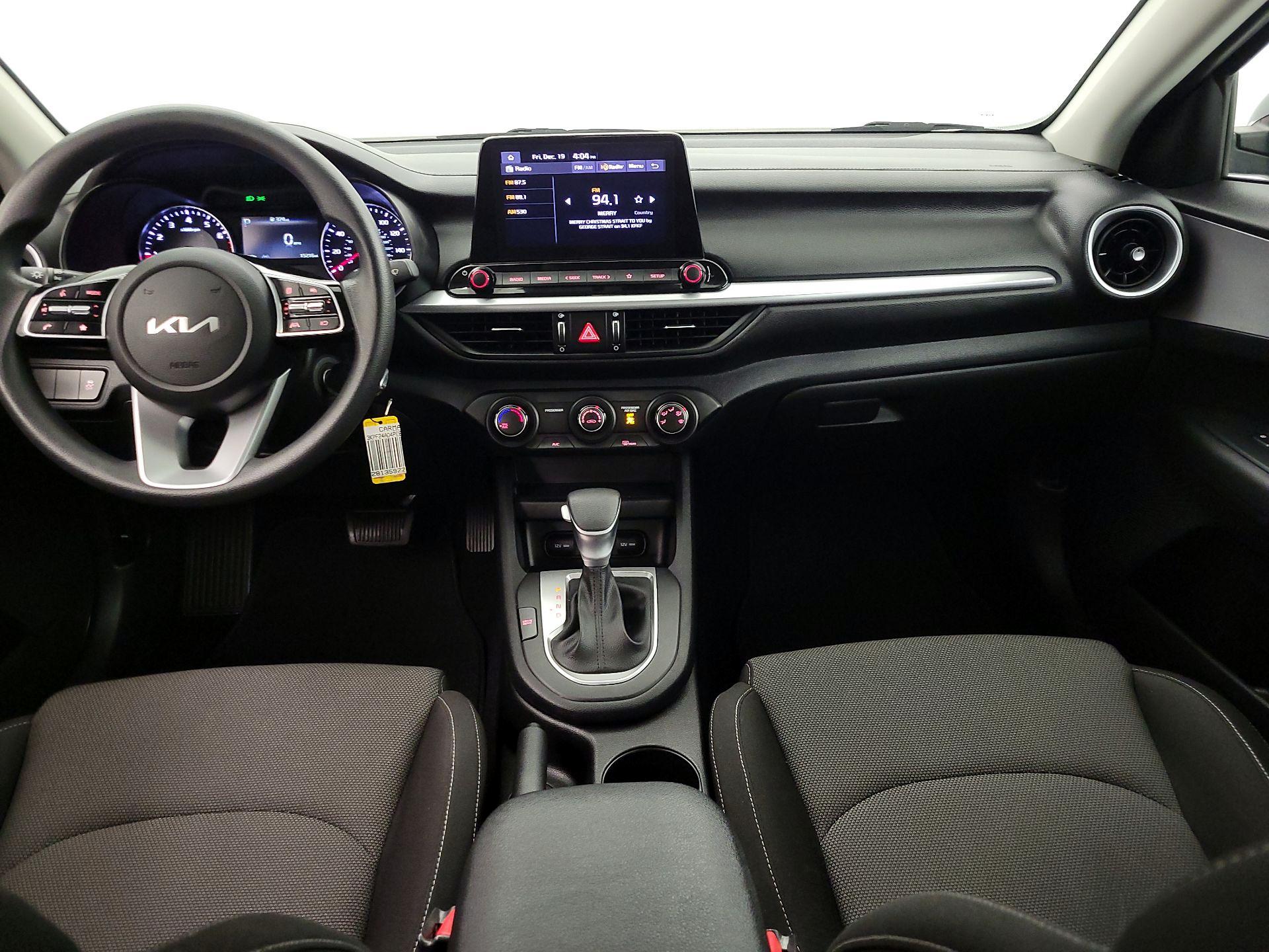 Thumbnail: 2023 Kia Forte - 9