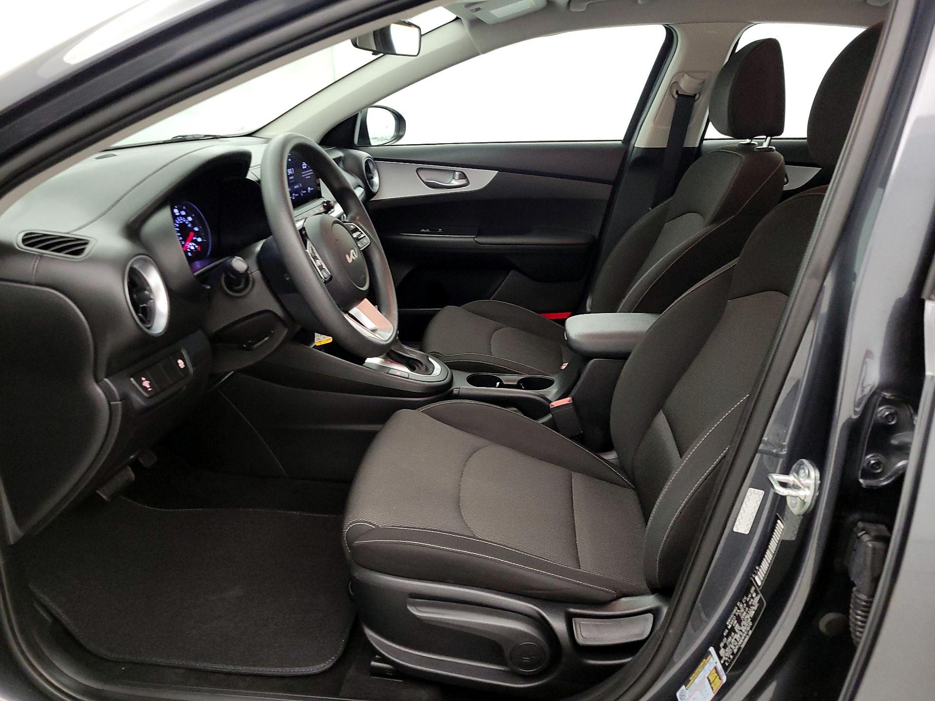 Thumbnail: 2023 Kia Forte - 11