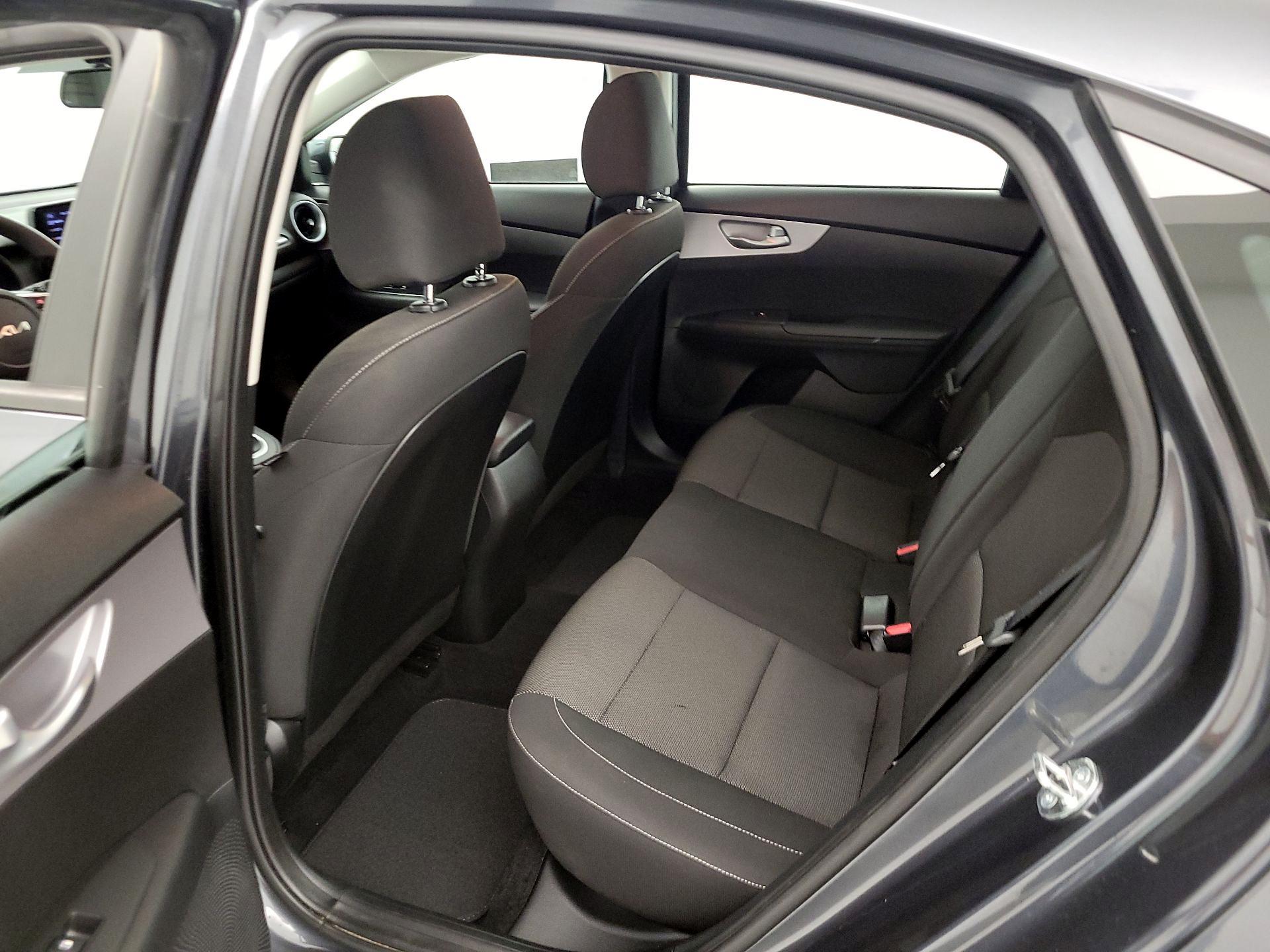 Thumbnail: 2023 Kia Forte - 19