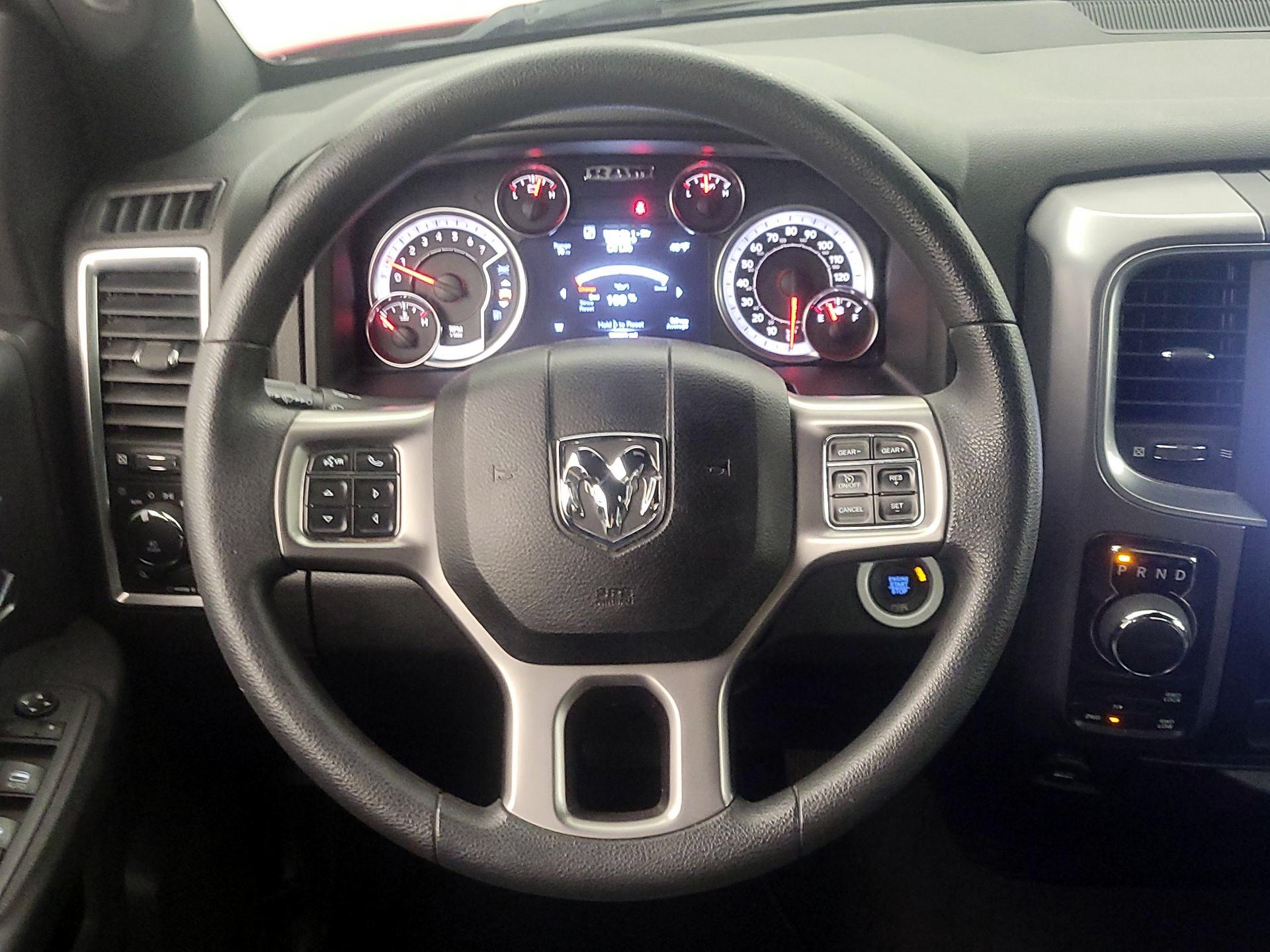 Thumbnail: 2022 RAM 1500 Classic - 10