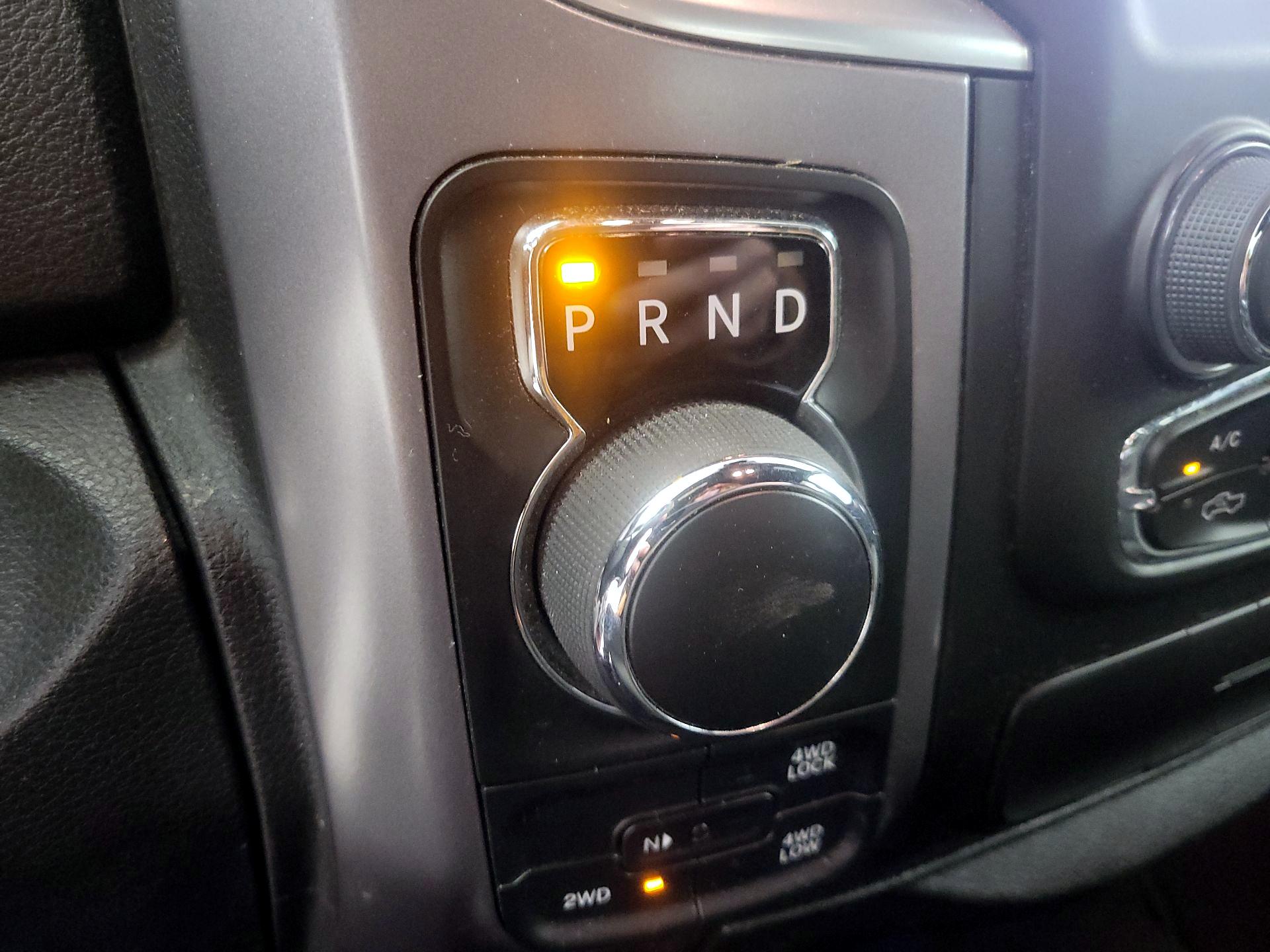 Thumbnail: 2022 RAM 1500 Classic - 16