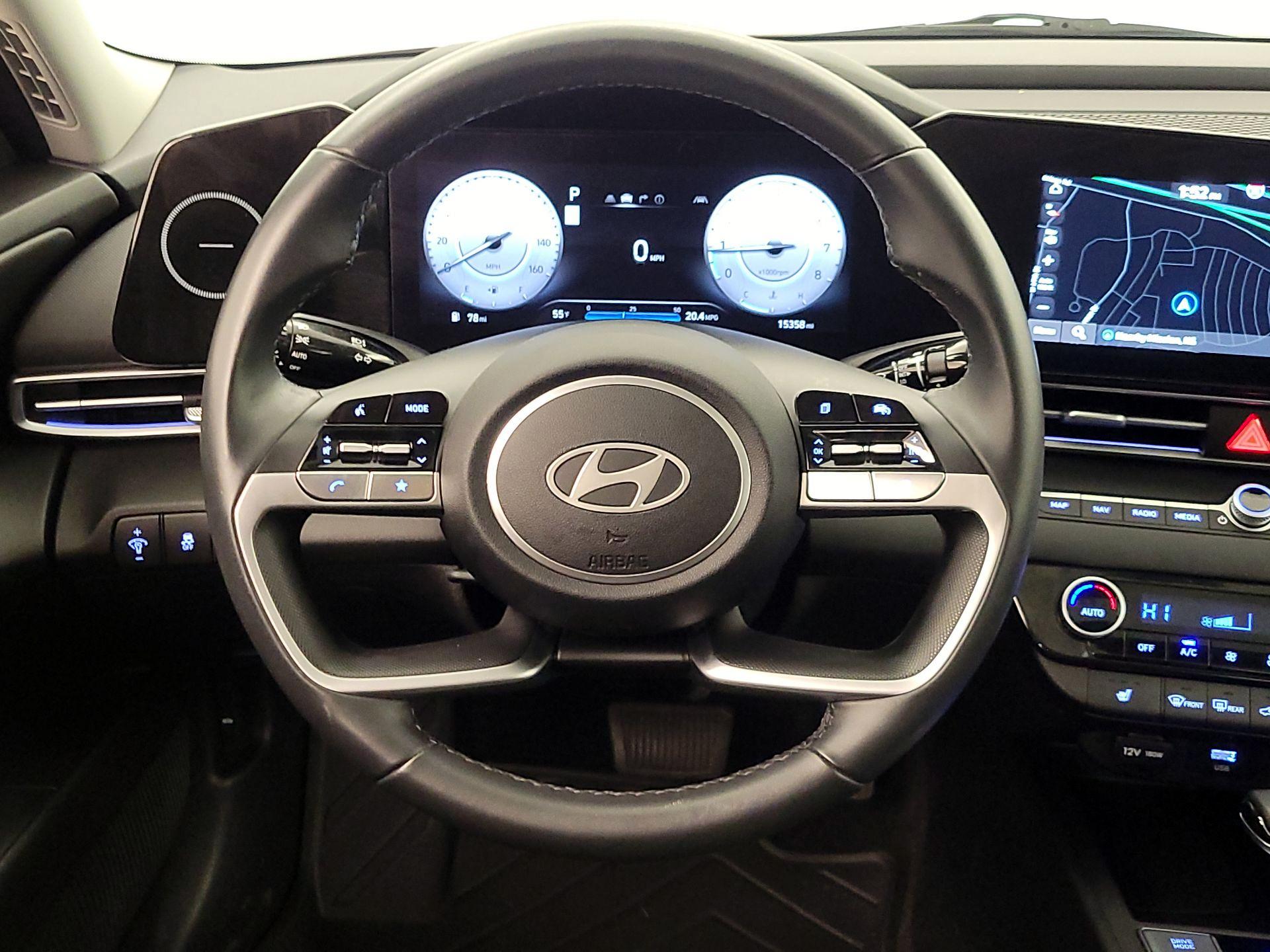 Thumbnail: 2024 Hyundai Elantra - 10