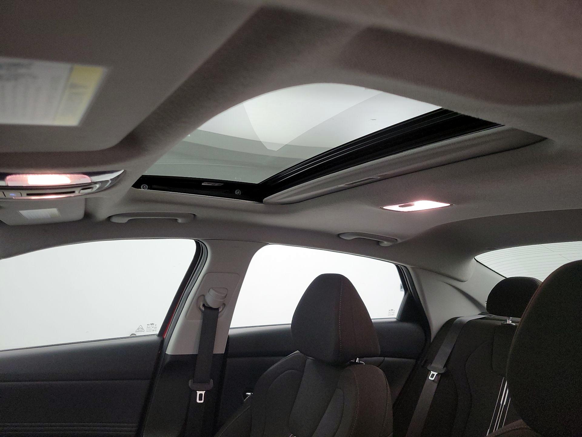 Thumbnail: 2024 Hyundai Elantra - 20