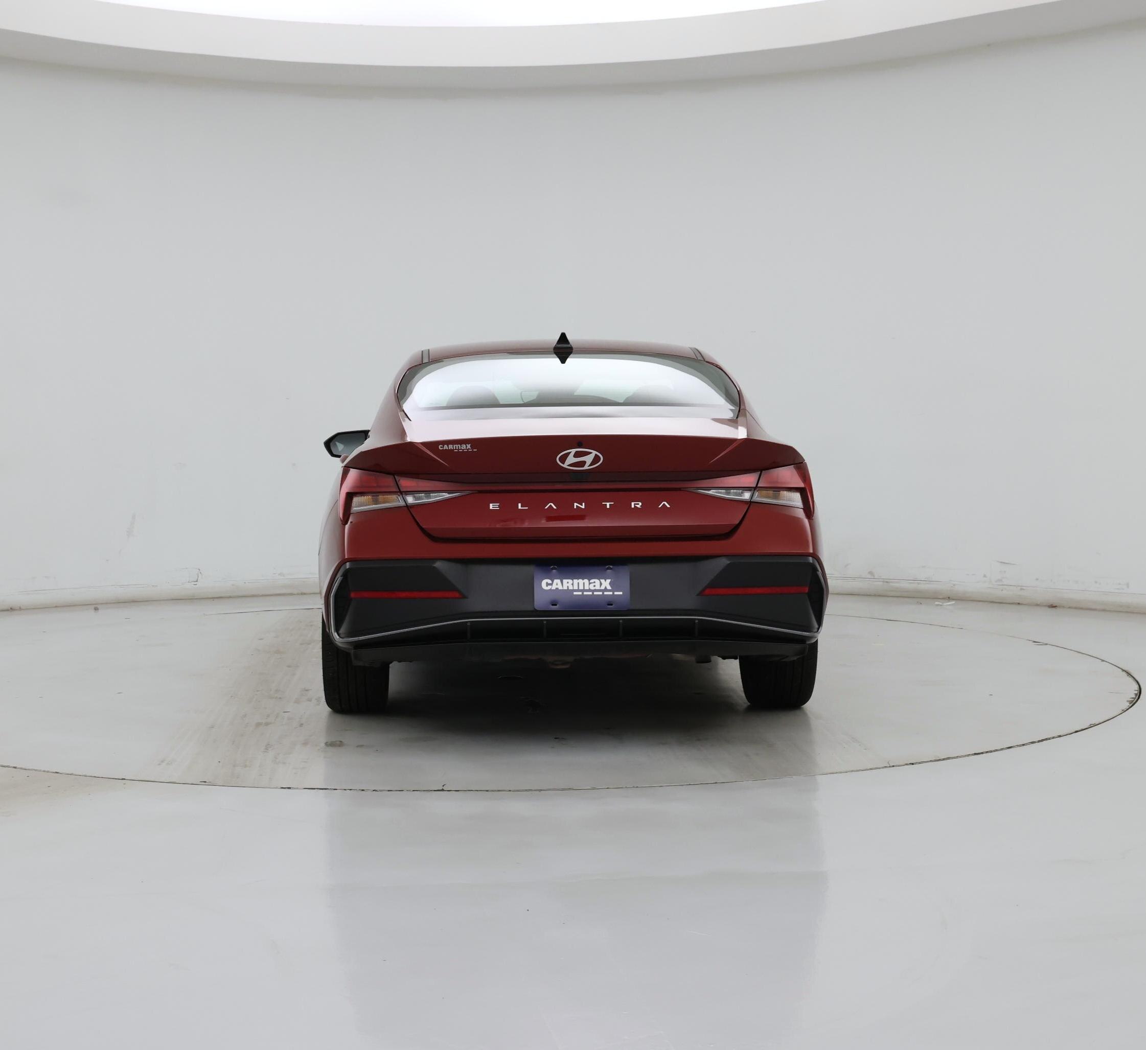 Thumbnail: 2024 Hyundai Elantra - 6