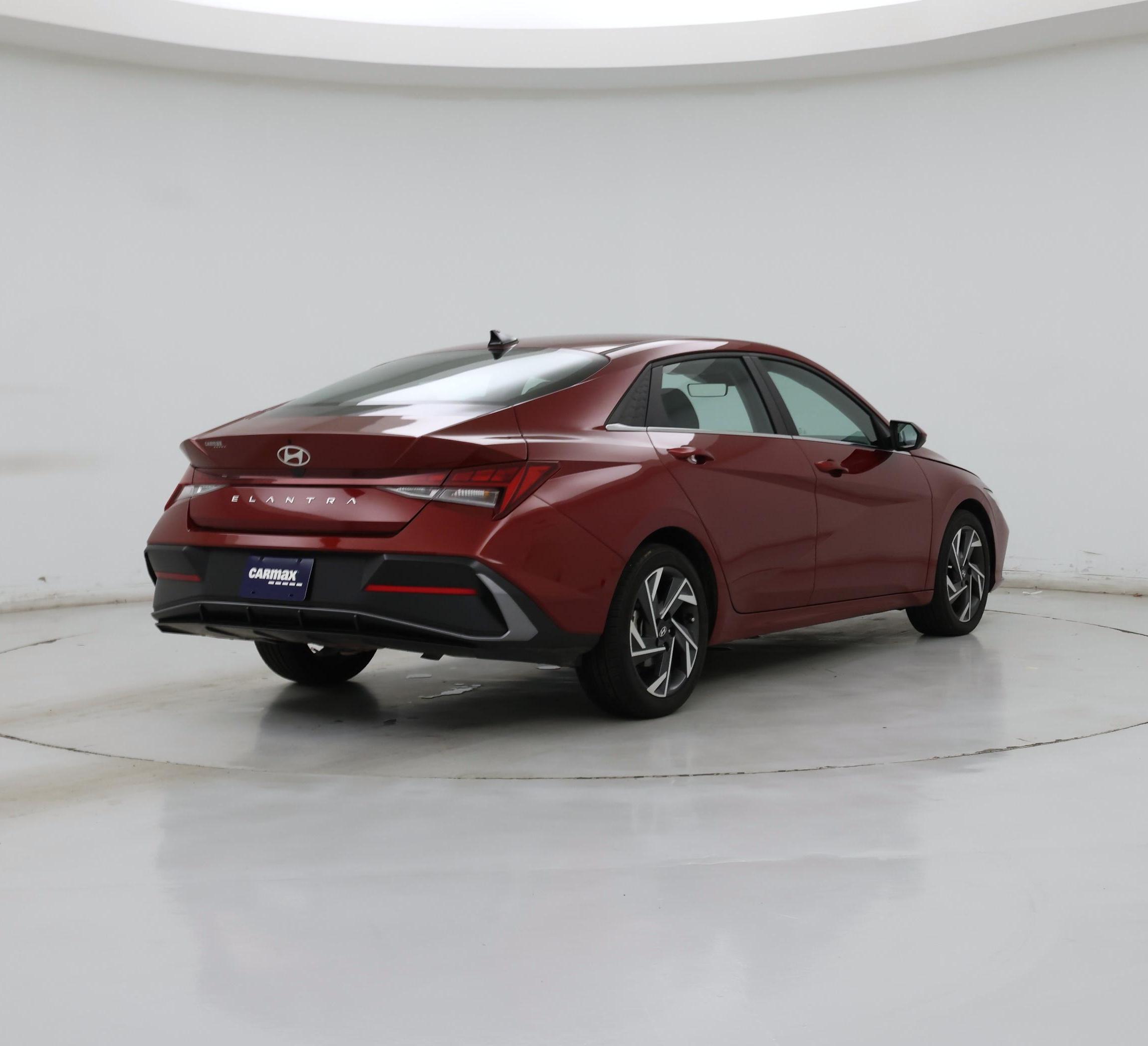 Thumbnail: 2024 Hyundai Elantra - 8