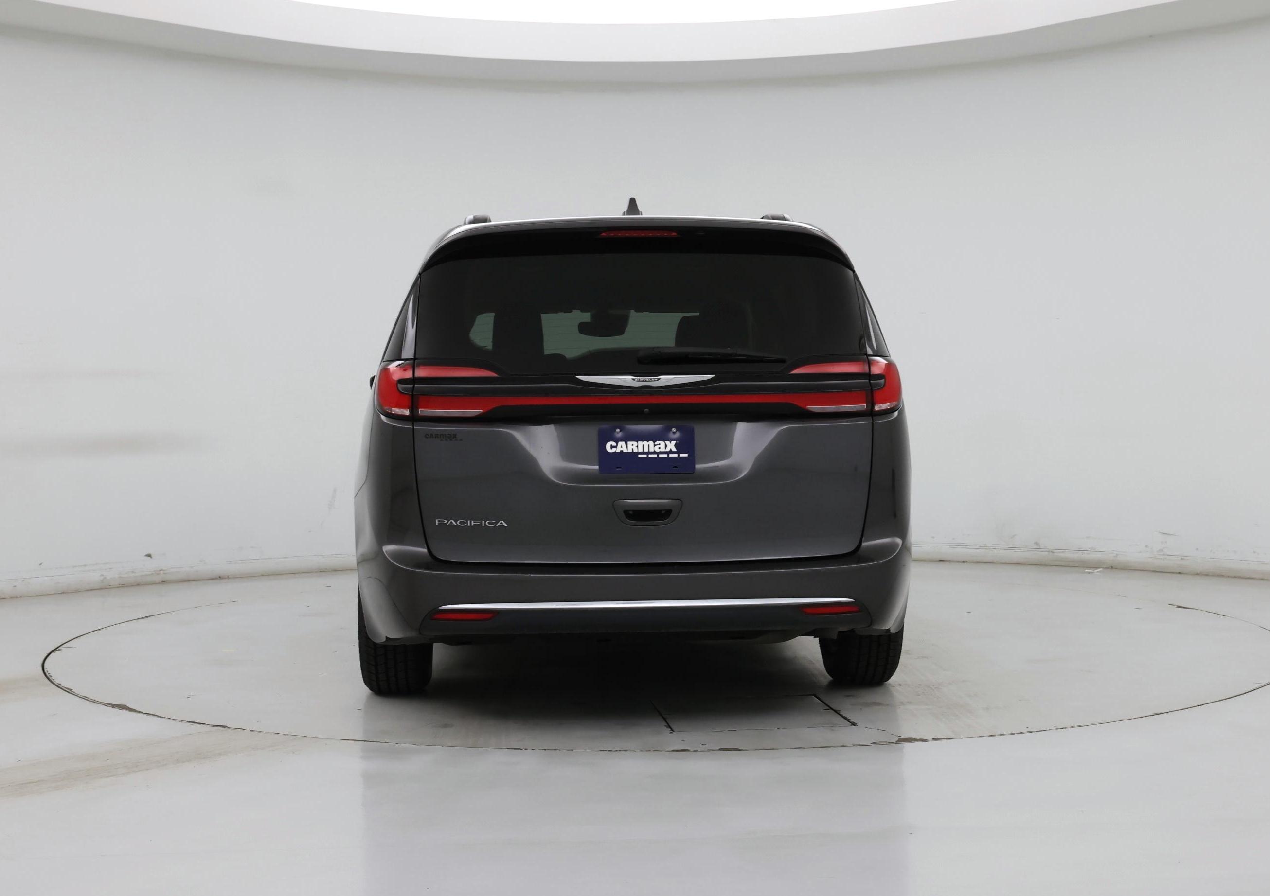 Thumbnail: 2022 Chrysler Pacifica - 6