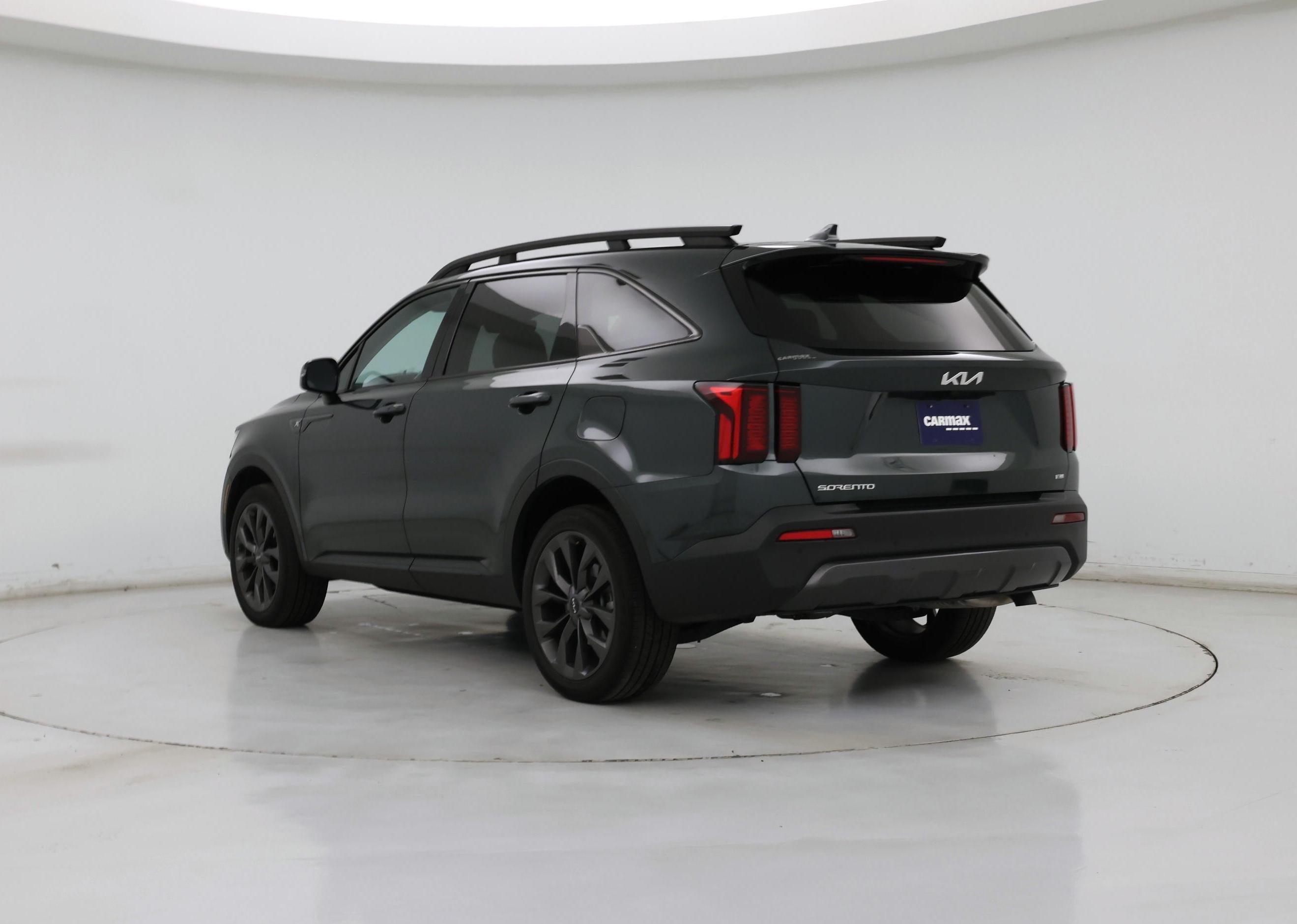 Thumbnail: 2023 Kia Sorento - 2