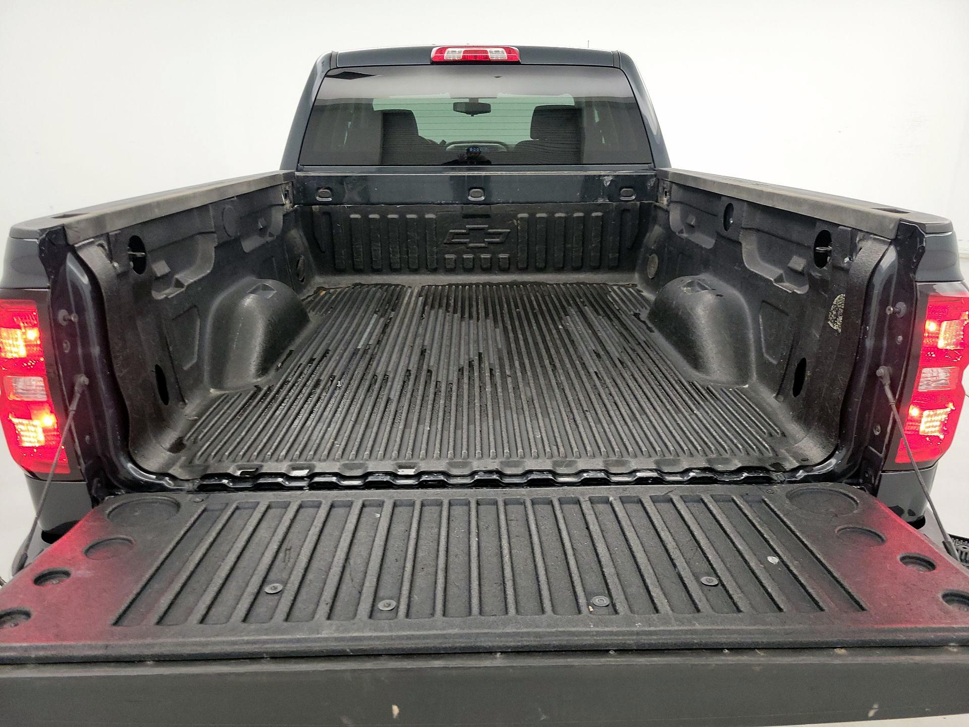 Thumbnail: 2017 Chevrolet Silverado 1500 - 20