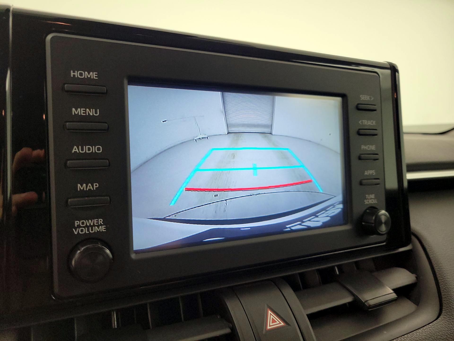 Thumbnail: 2019 Toyota RAV4 - 14