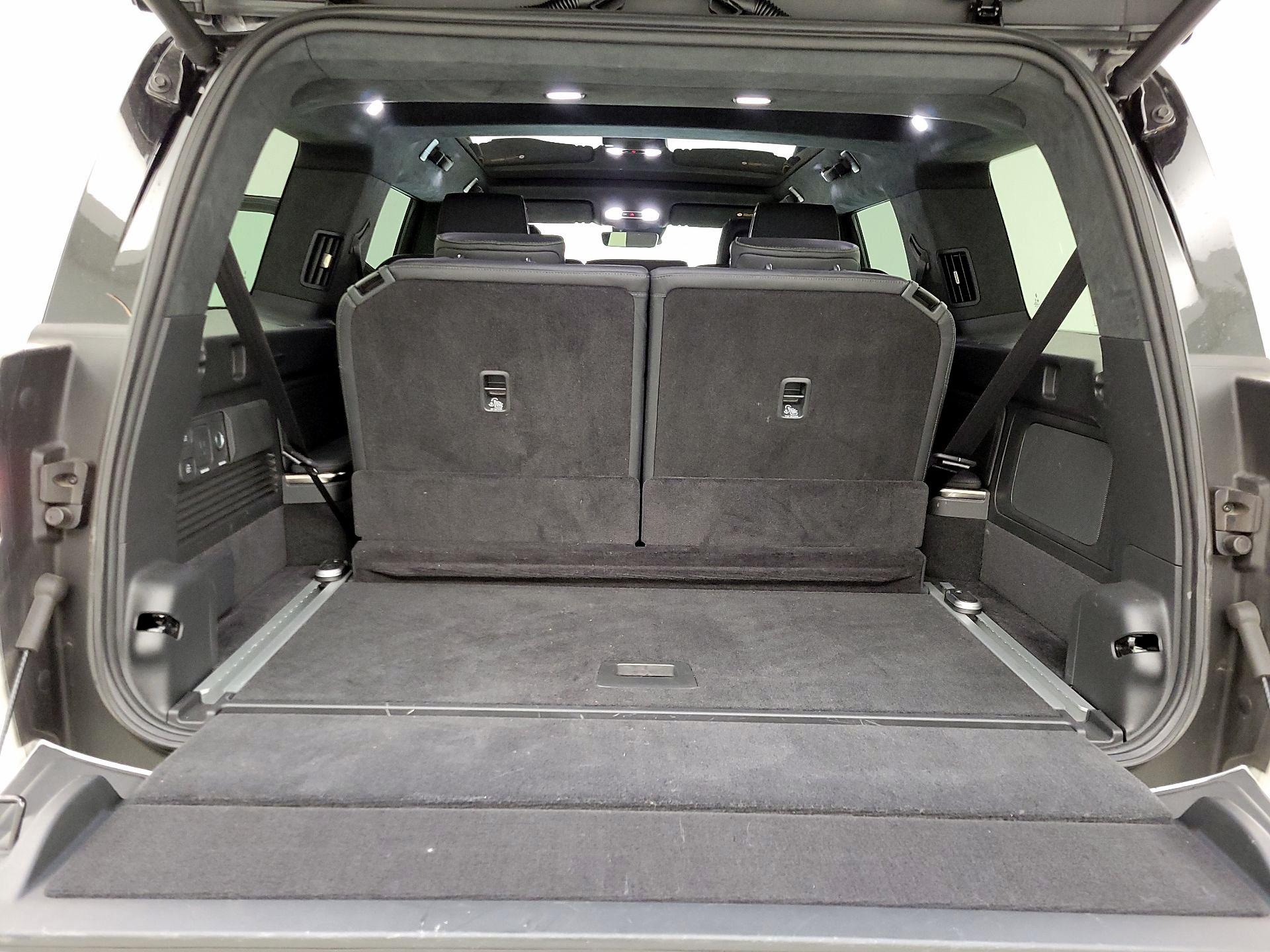 Thumbnail: 2023 Rivian R1S - 19