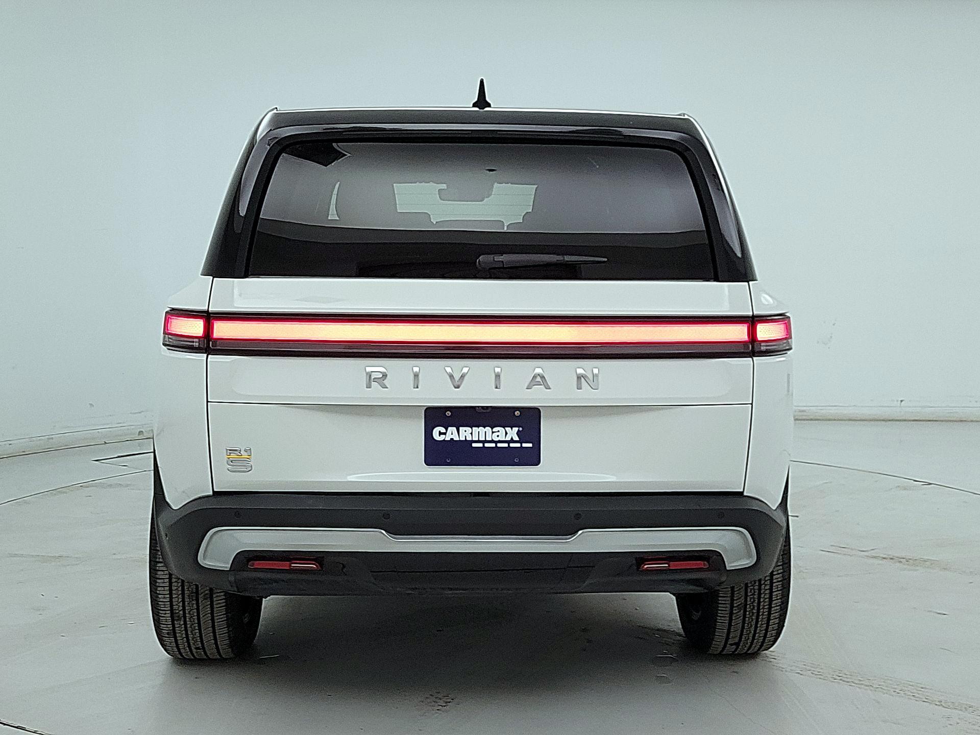 Thumbnail: 2023 Rivian R1S - 6