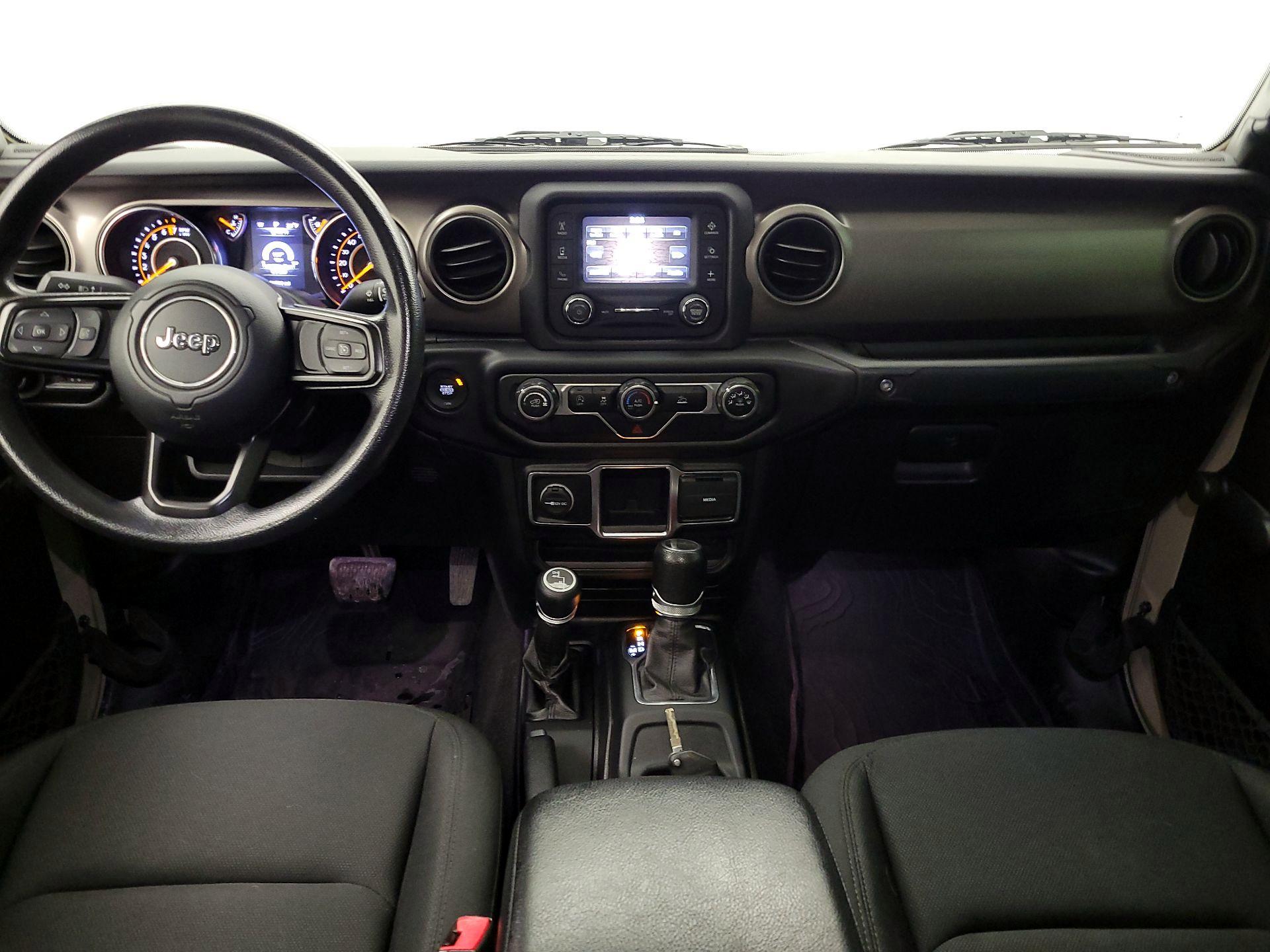 Thumbnail: 2020 Jeep Gladiator - 9