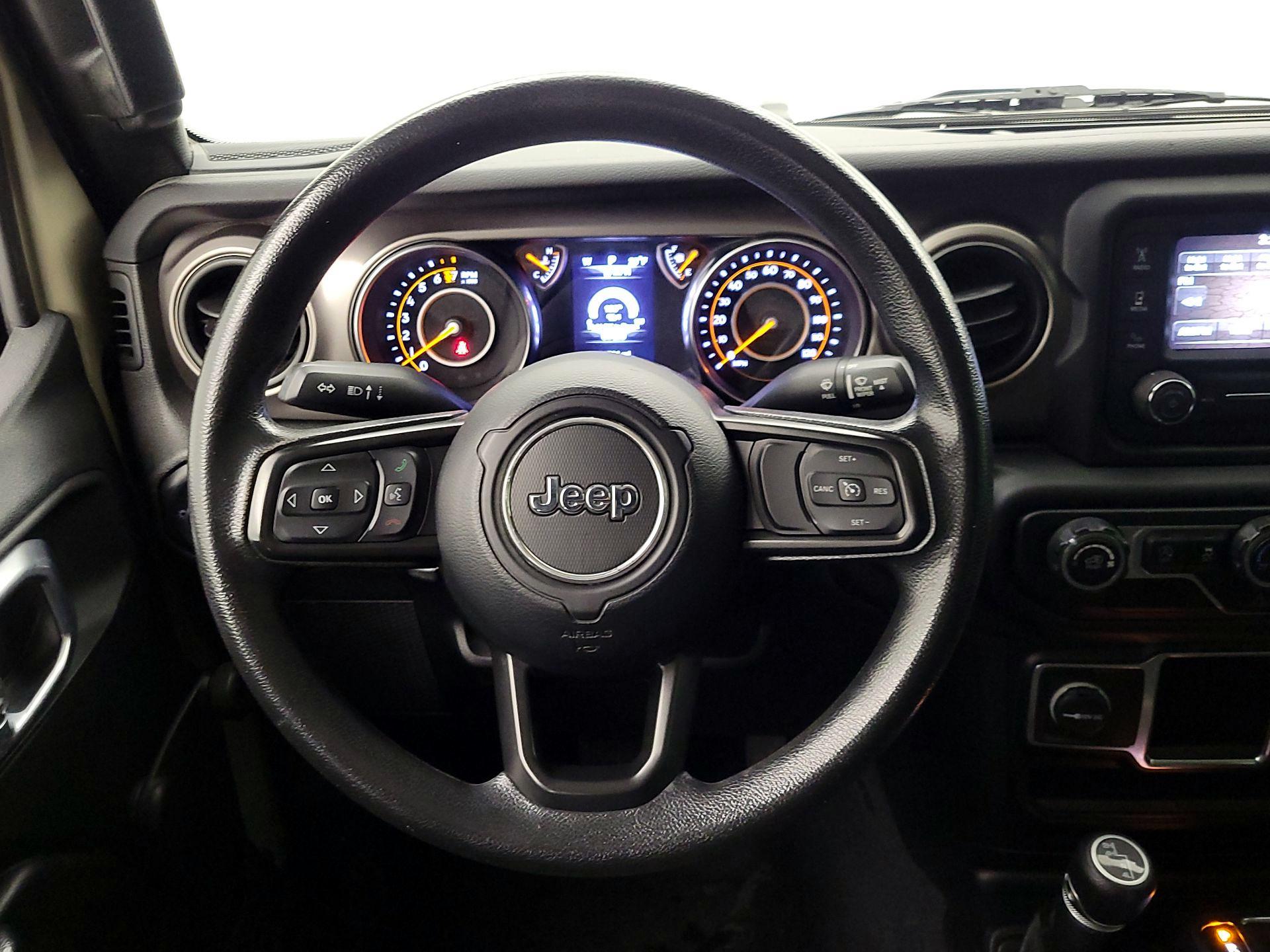 Thumbnail: 2020 Jeep Gladiator - 10