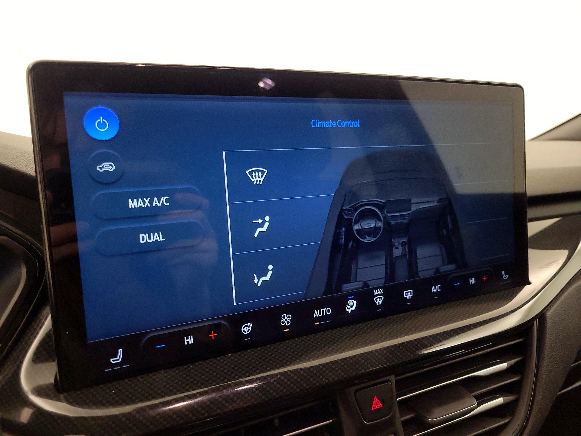 Thumbnail: 2024 Ford Escape - 17