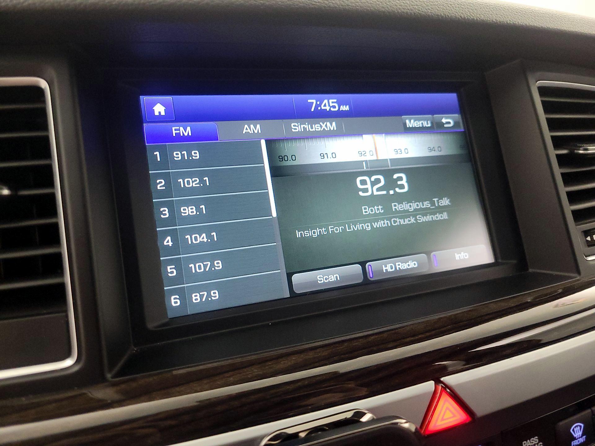 Thumbnail: 2015 Hyundai Genesis - 16