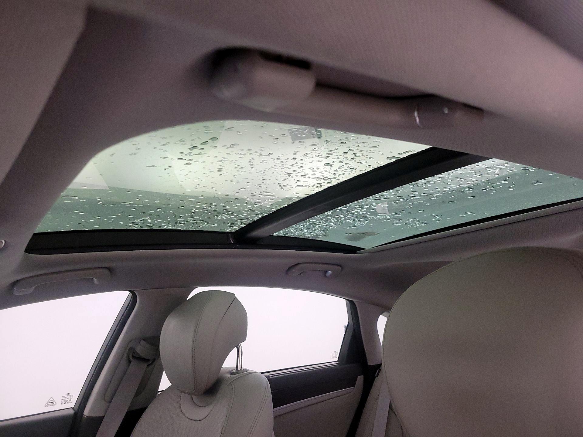 Thumbnail: 2015 Hyundai Genesis - 20