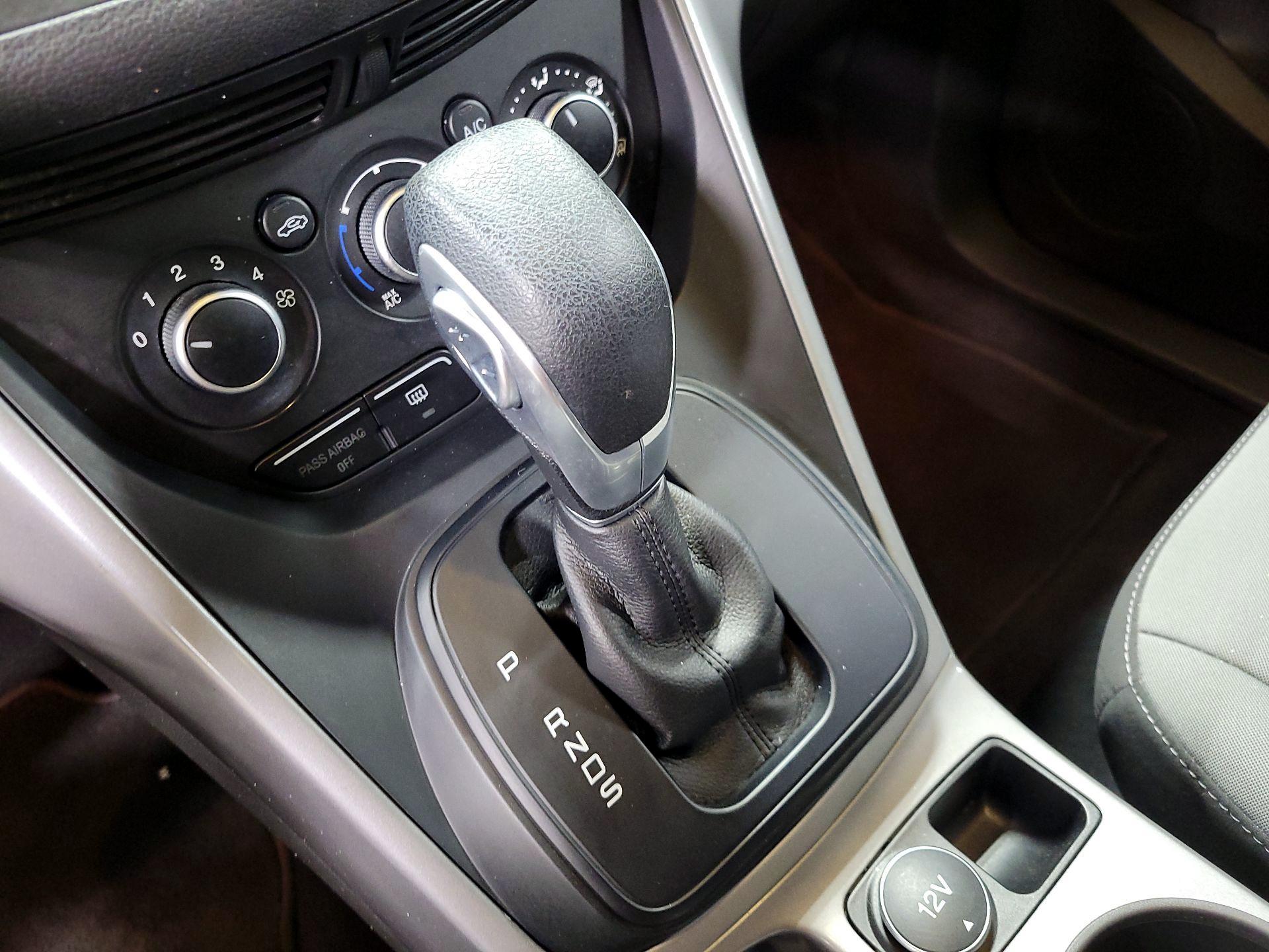 Thumbnail: 2016 Ford Escape - 17