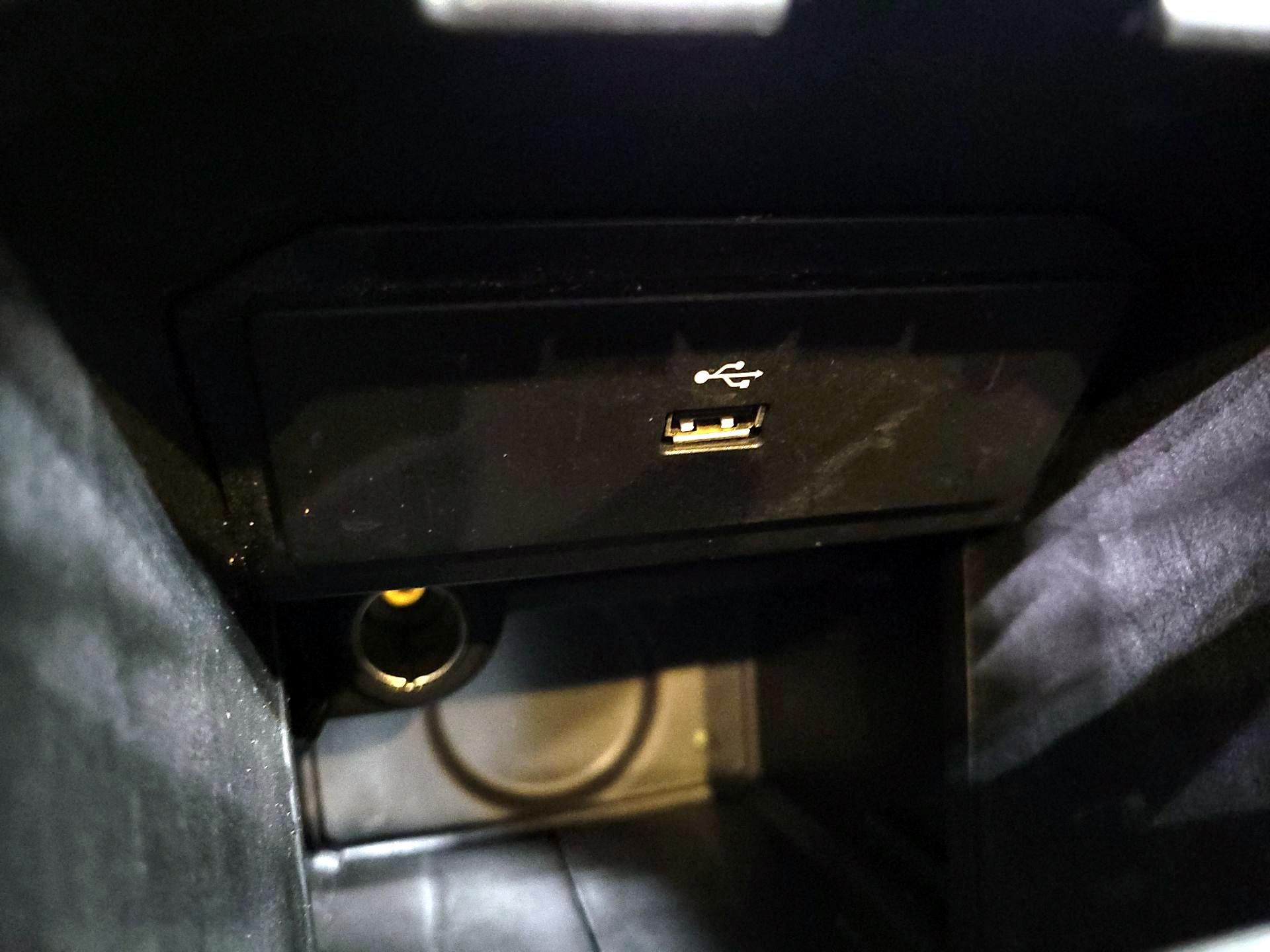 Thumbnail: 2016 Ford Escape - 18