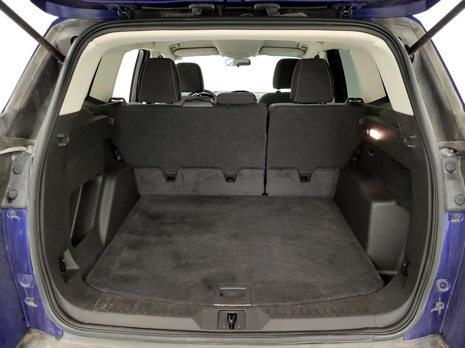 Thumbnail: 2016 Ford Escape - 20