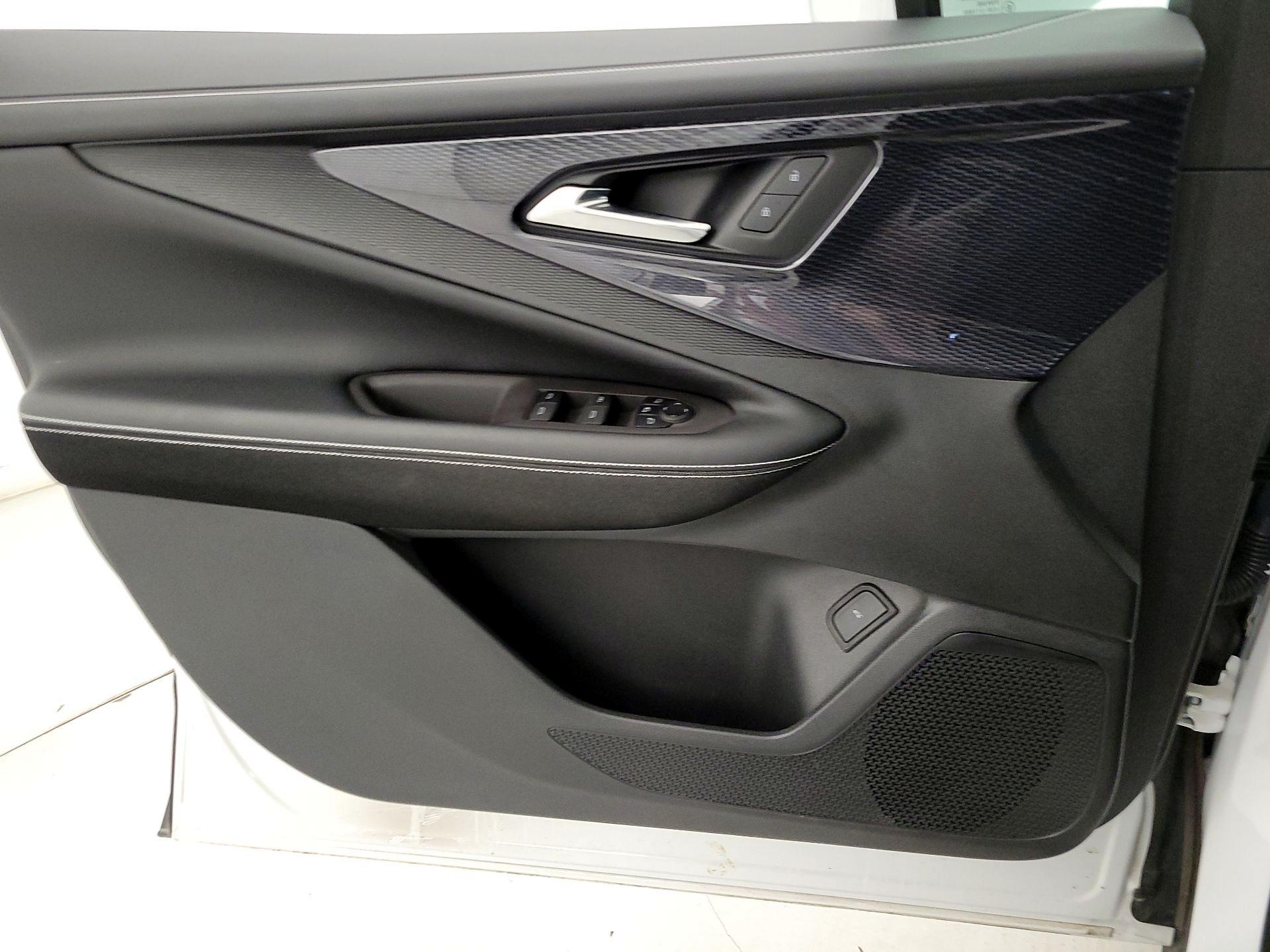 Thumbnail: 2024 Chevrolet Blazer EV - 12