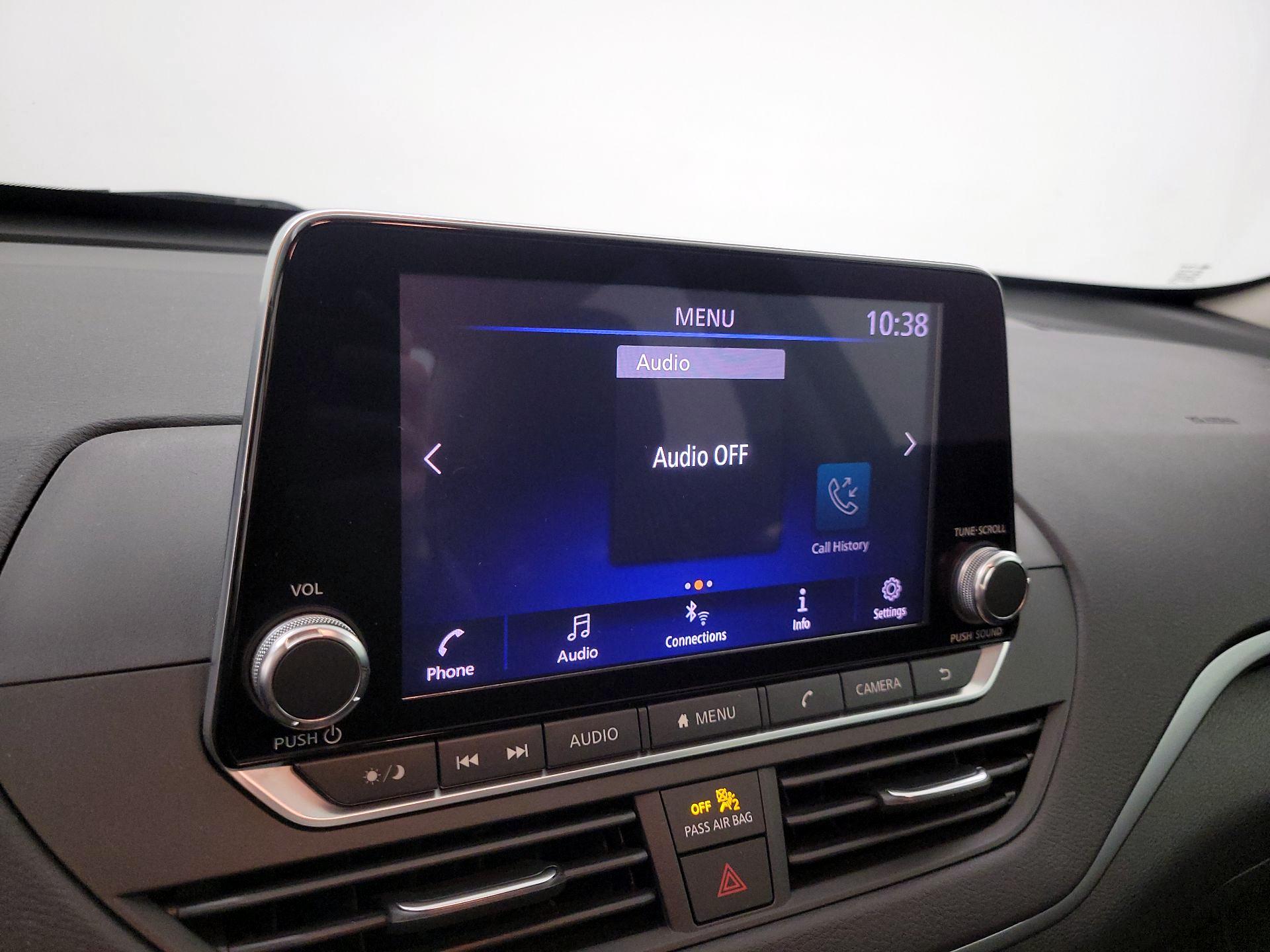 Thumbnail: 2020 Nissan Altima - 15